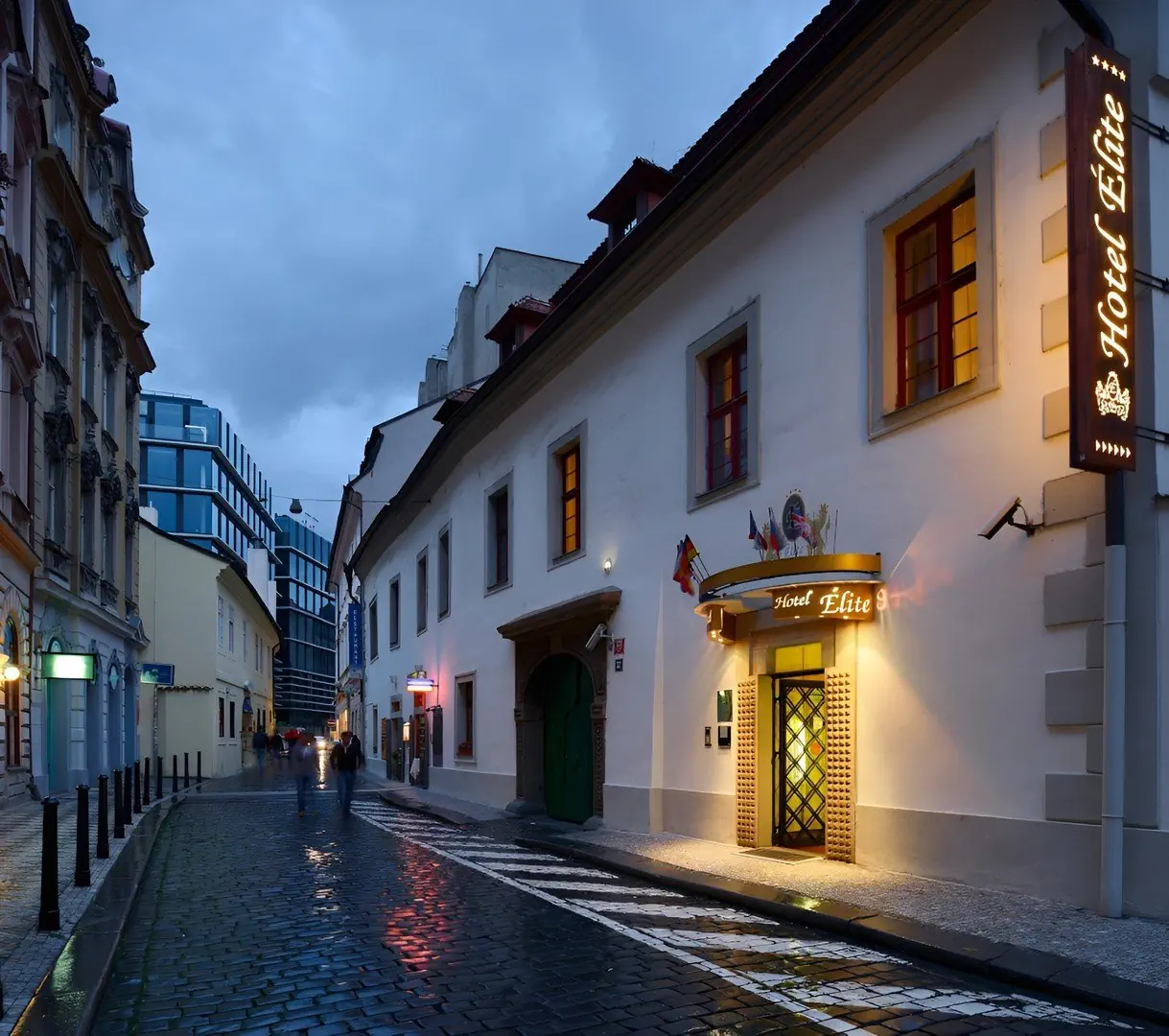 Elite (Praga) - zdjęcie 22