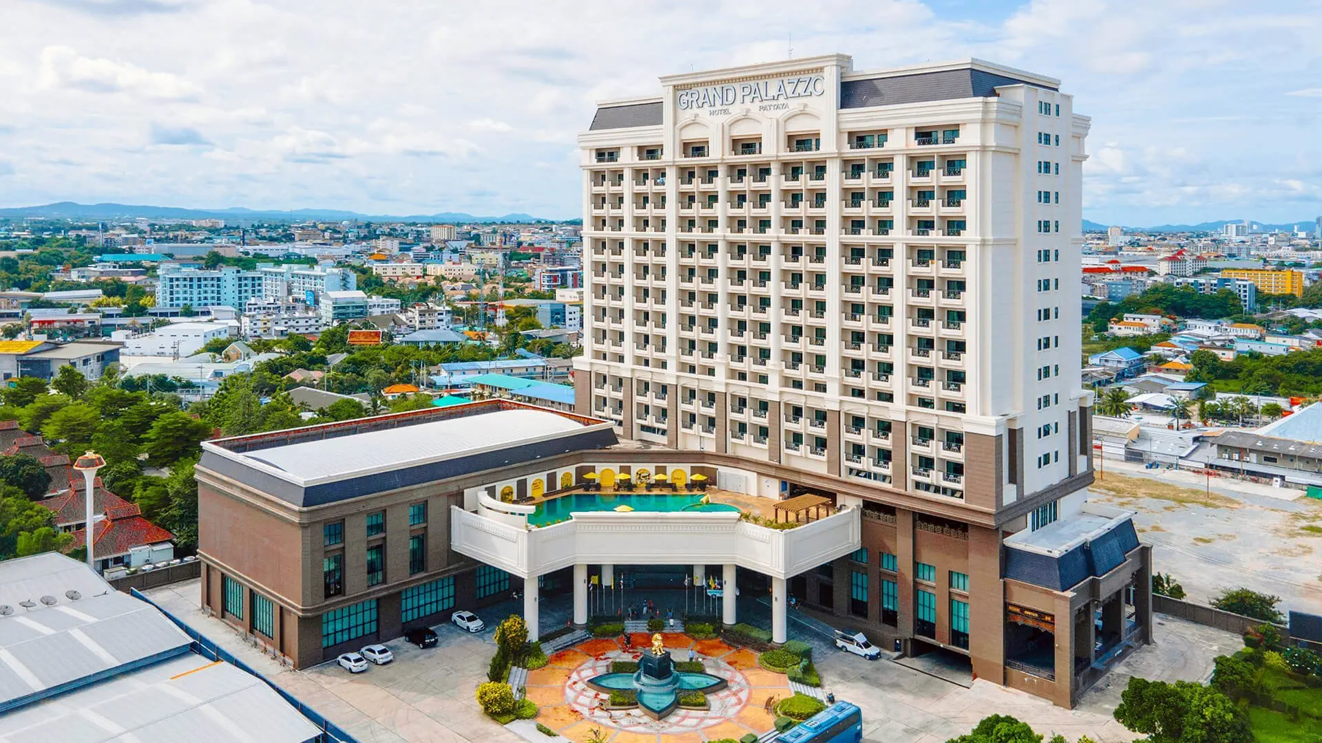 Grand Palazzo Pattaya - zdjęcie 2