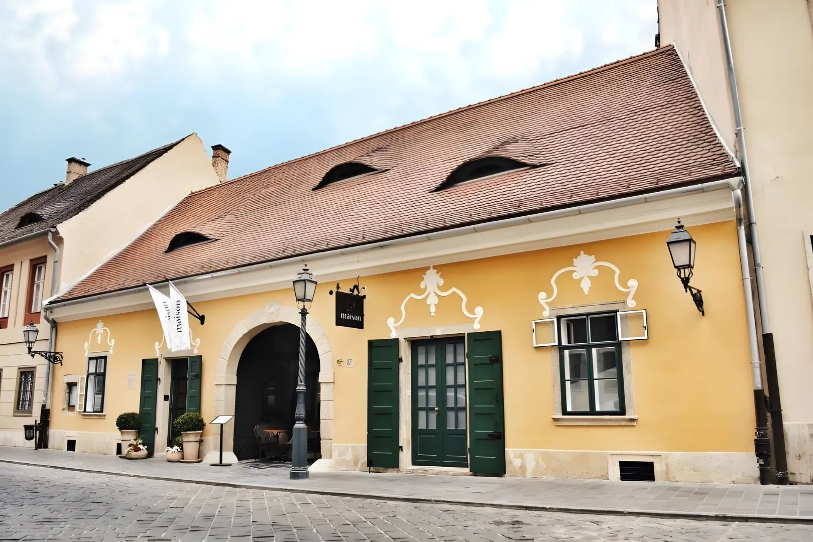 Maison Bistro & Hotel - zdjęcie 2