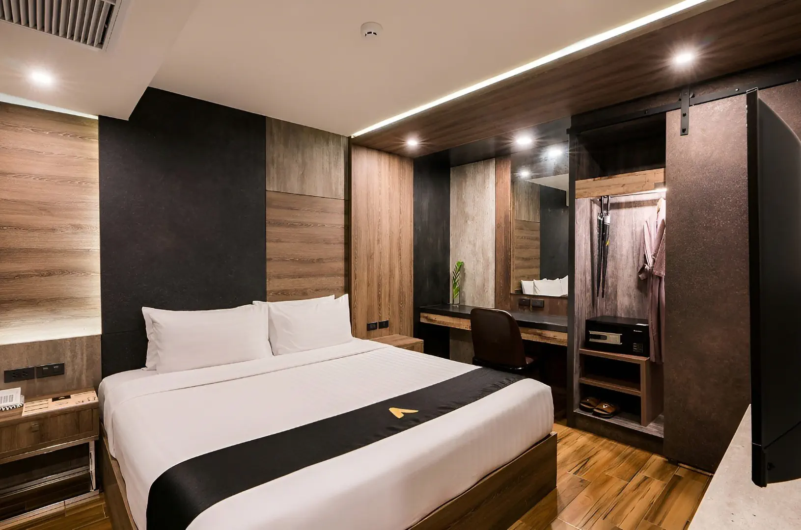 Acqua Hotel Pattaya