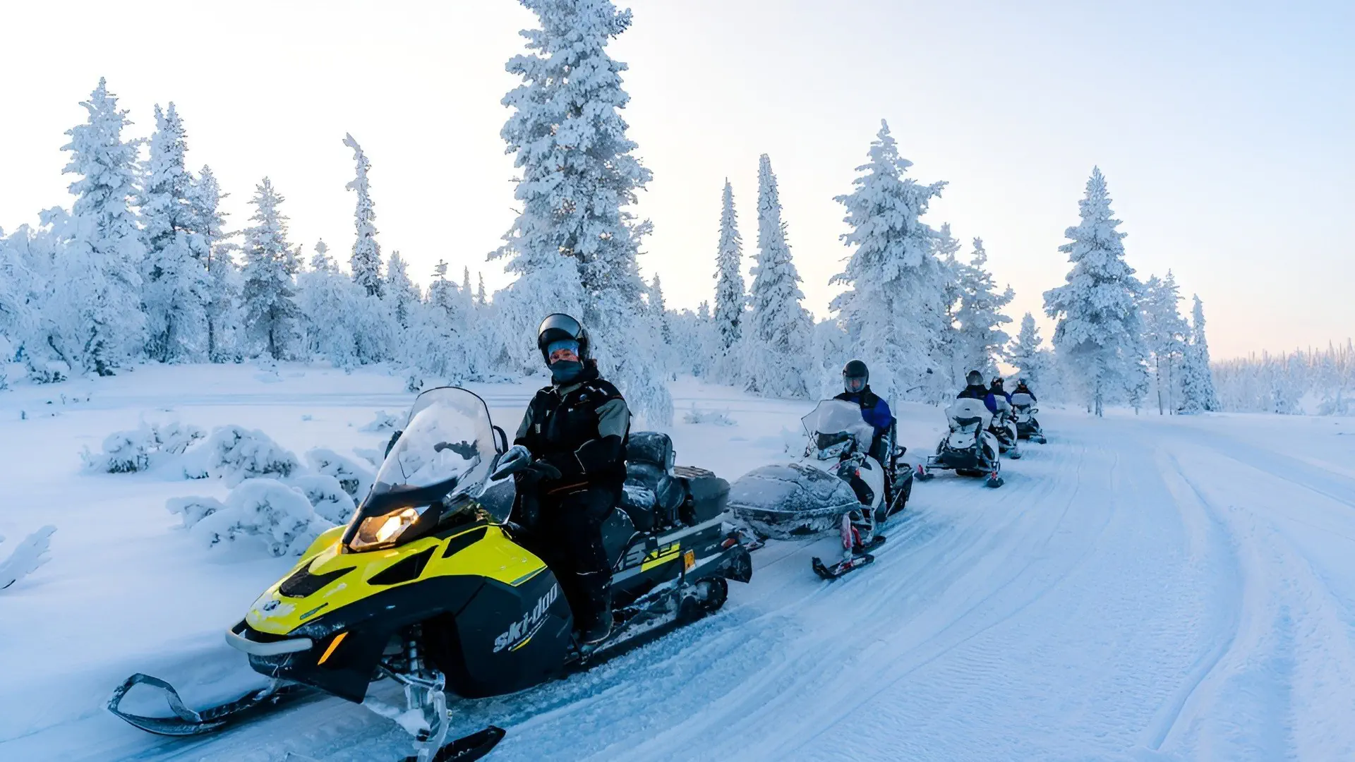 Northern Lights Village Levi (Laponia)