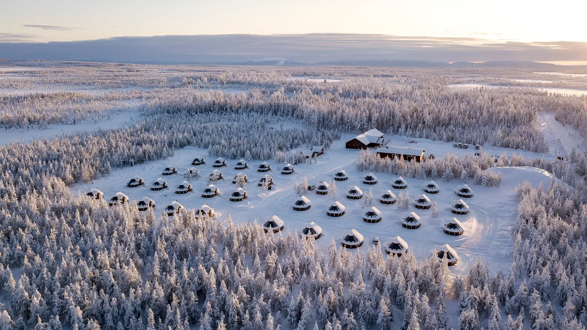 Northern Lights Village Levi (Laponia)
