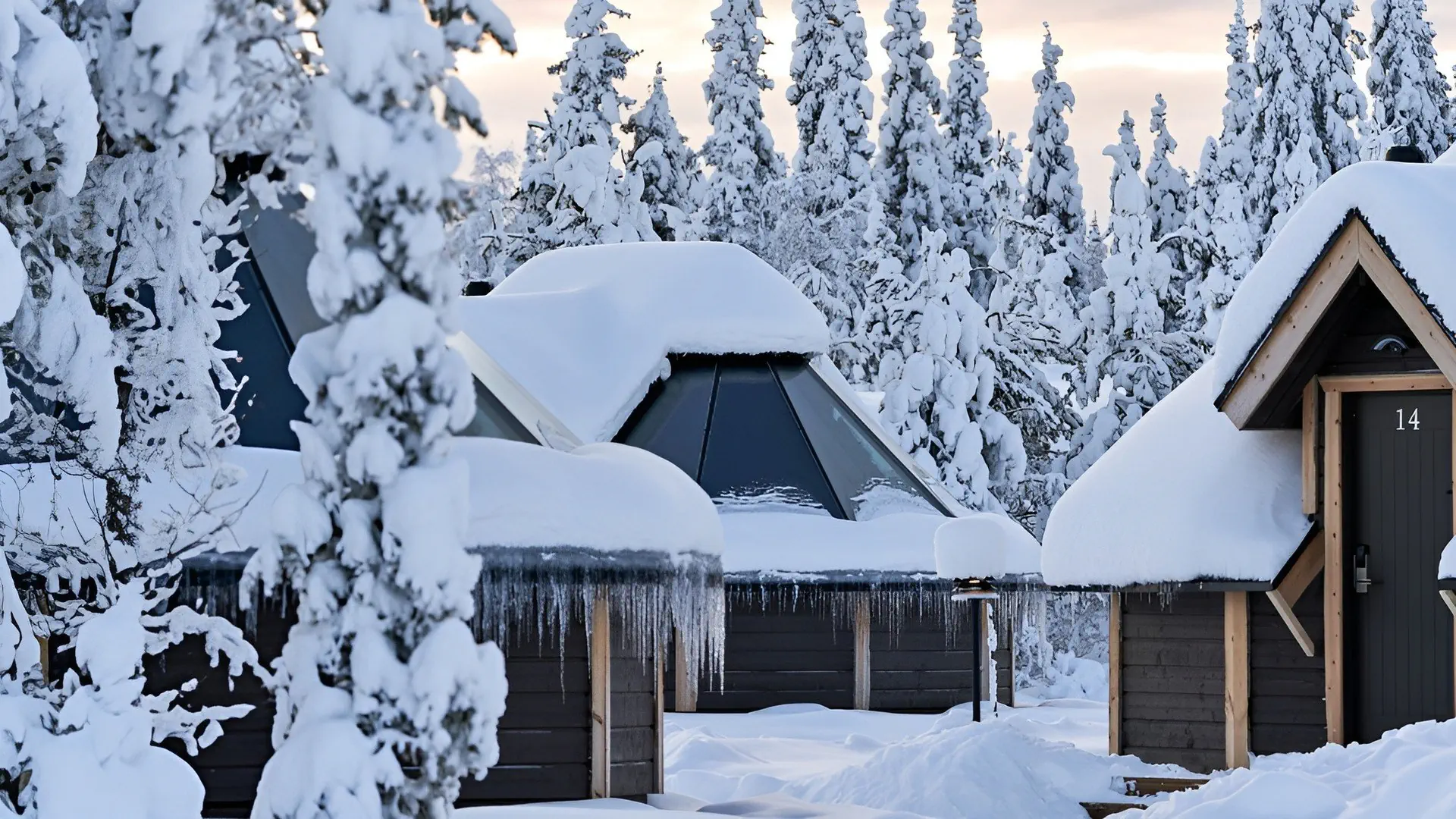 Northern Lights Village Levi (Laponia)
