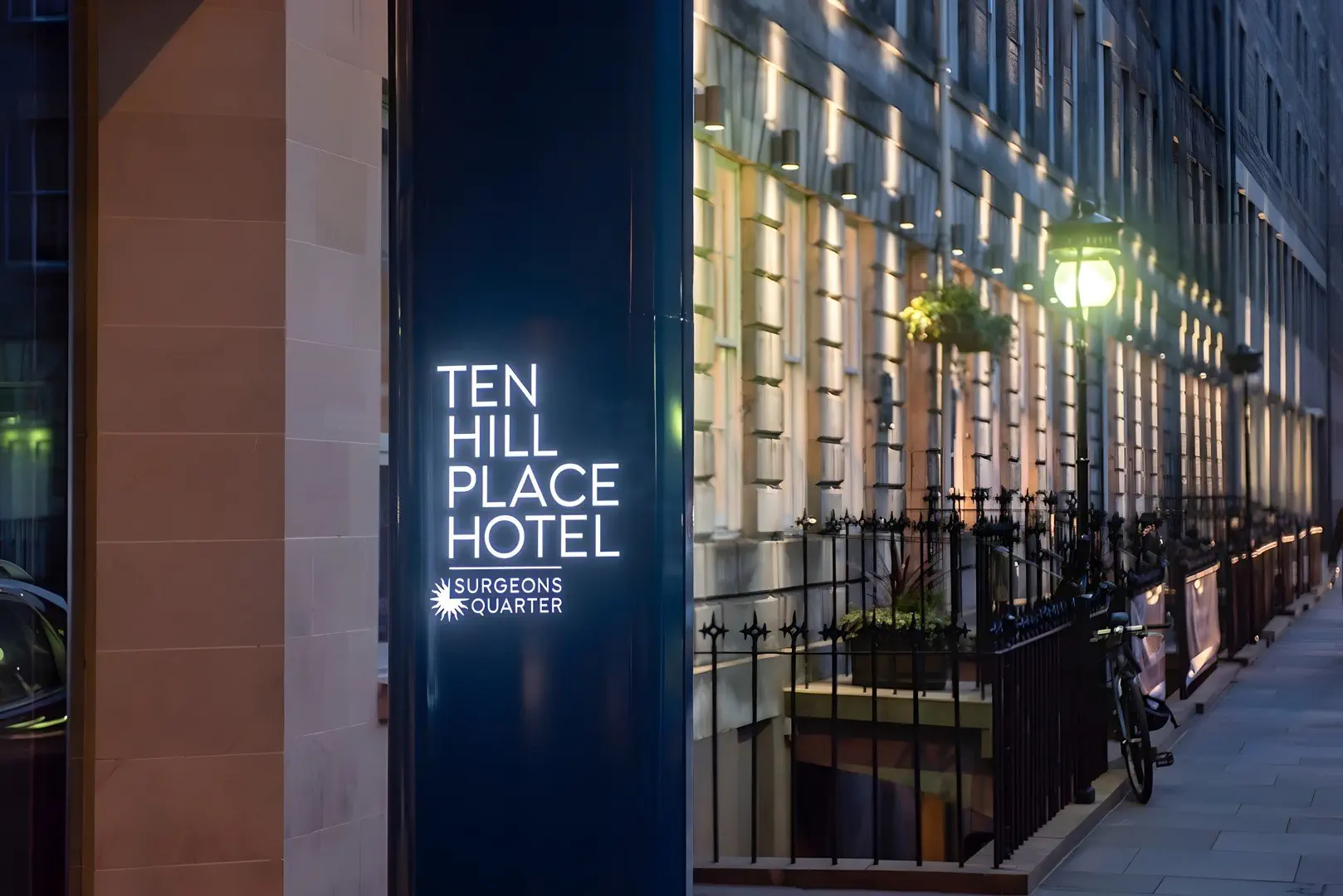 Ten Hill Place - zdjęcie 2