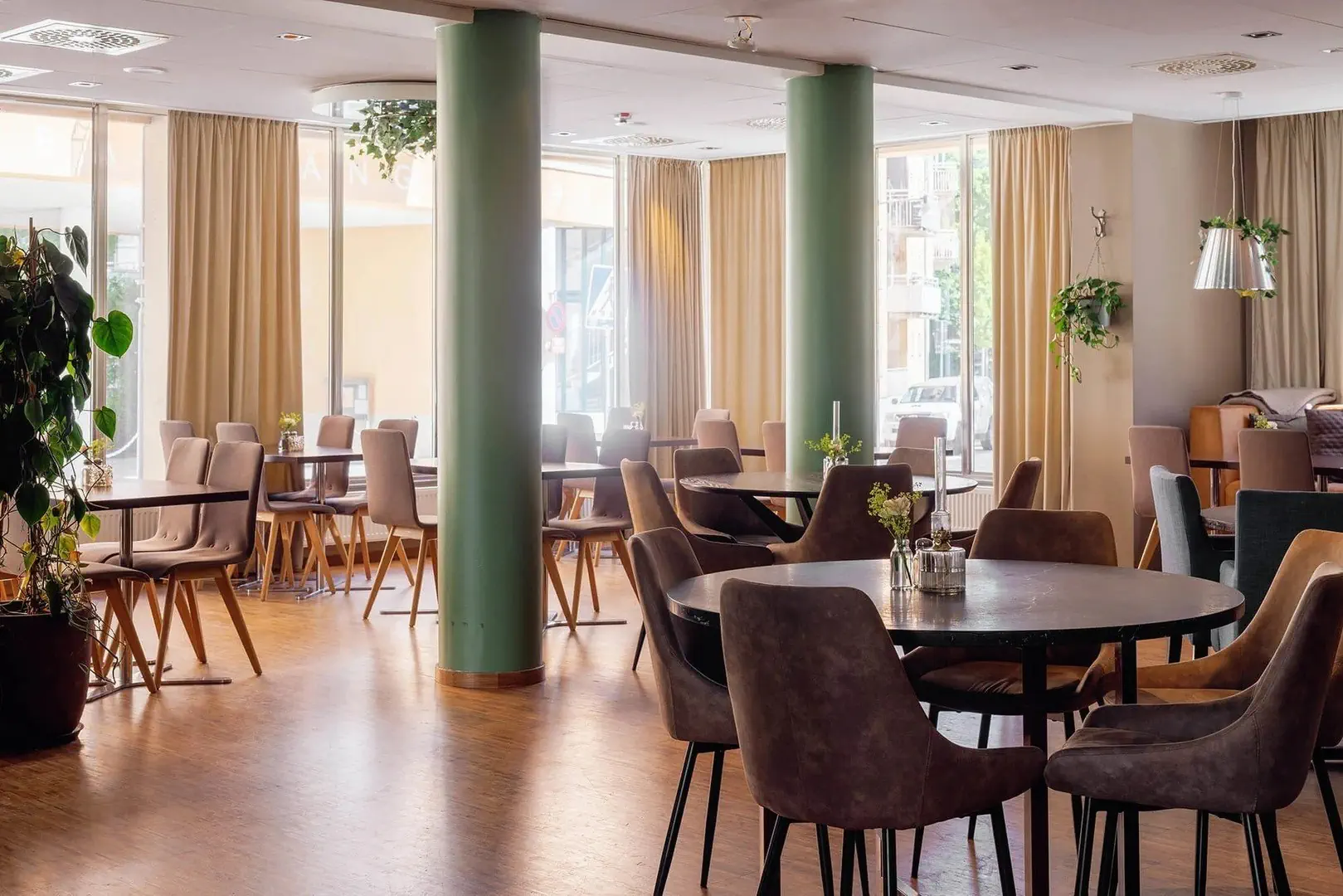 Home Hotel Tapto - zdjęcie 3
