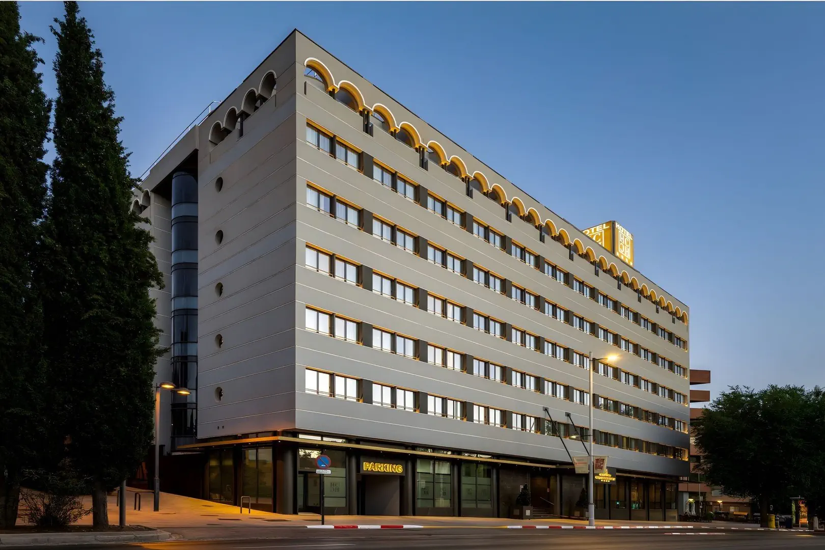 Granada Center