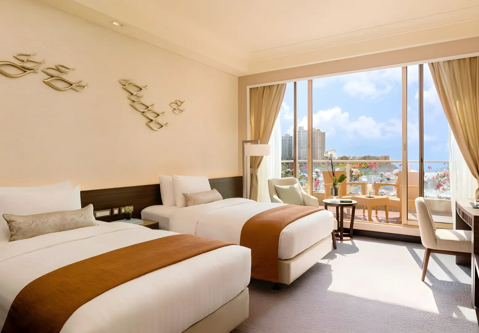 Gold Coast Hong Kong - zdjęcie 7