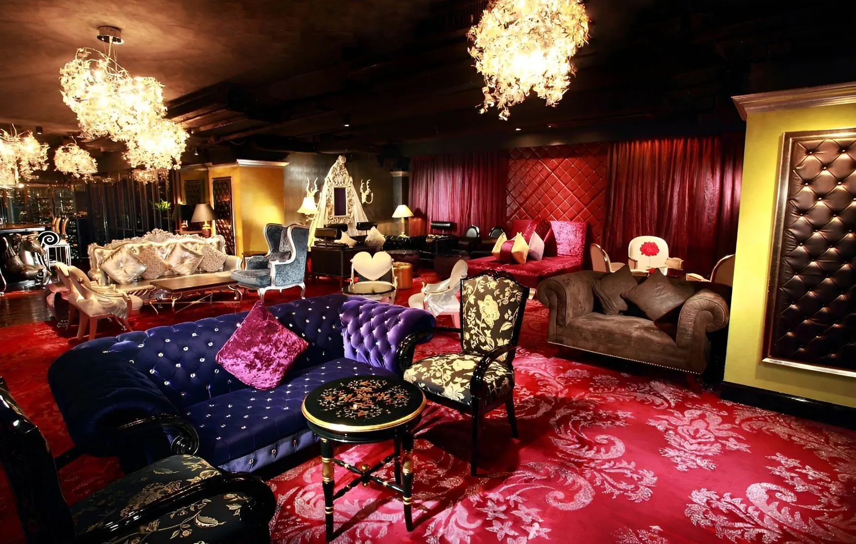 The Luxe Manor - zdjęcie 3