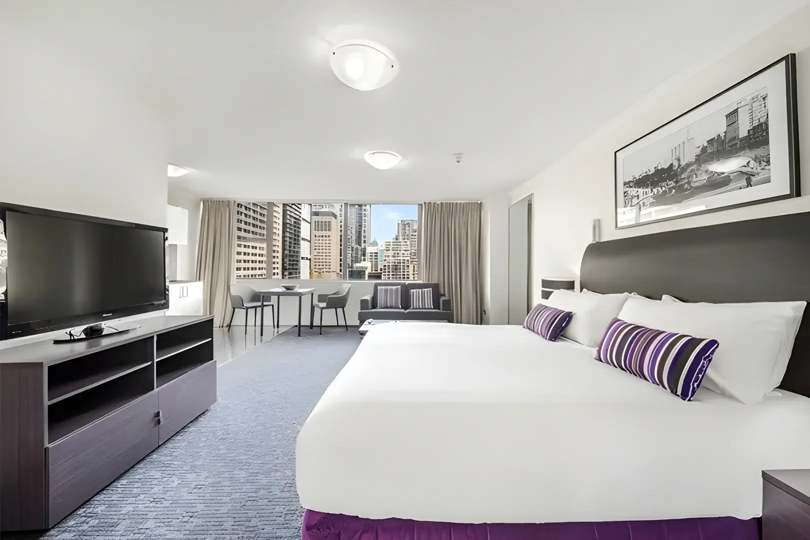 Oaks Hyde Park Suites - zdjęcie 13