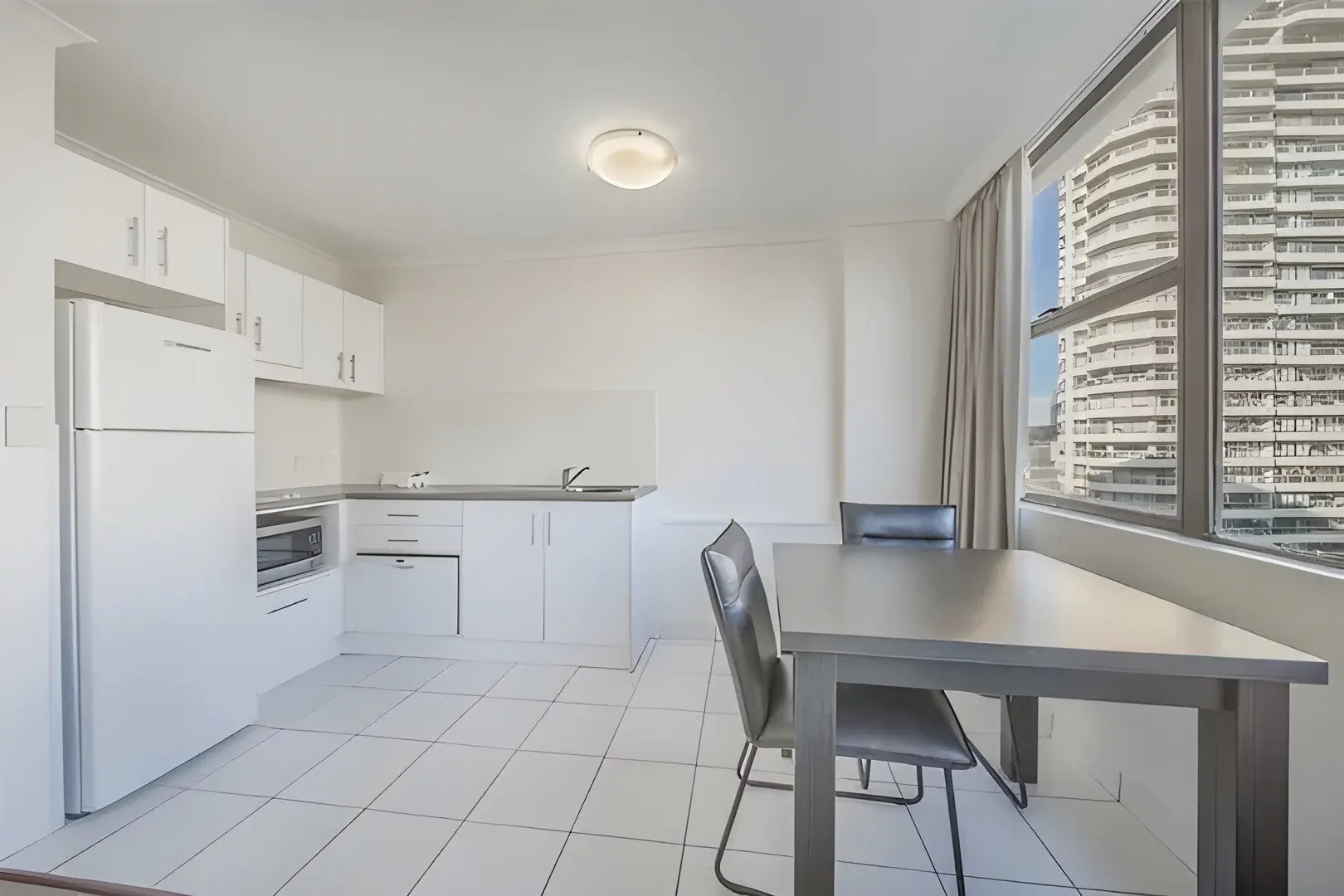 Oaks Hyde Park Suites - zdjęcie 10