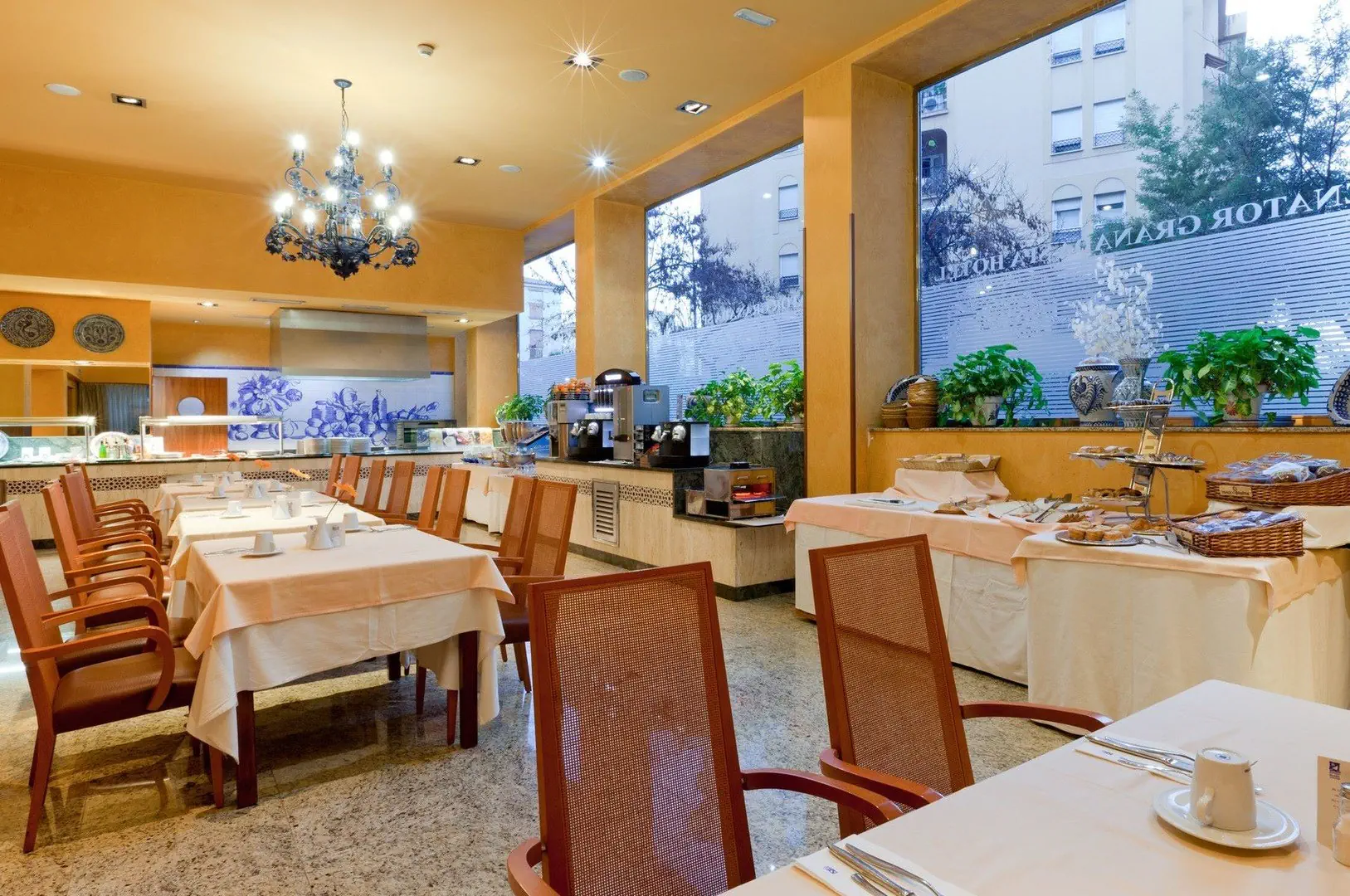 Senator Granada Spa