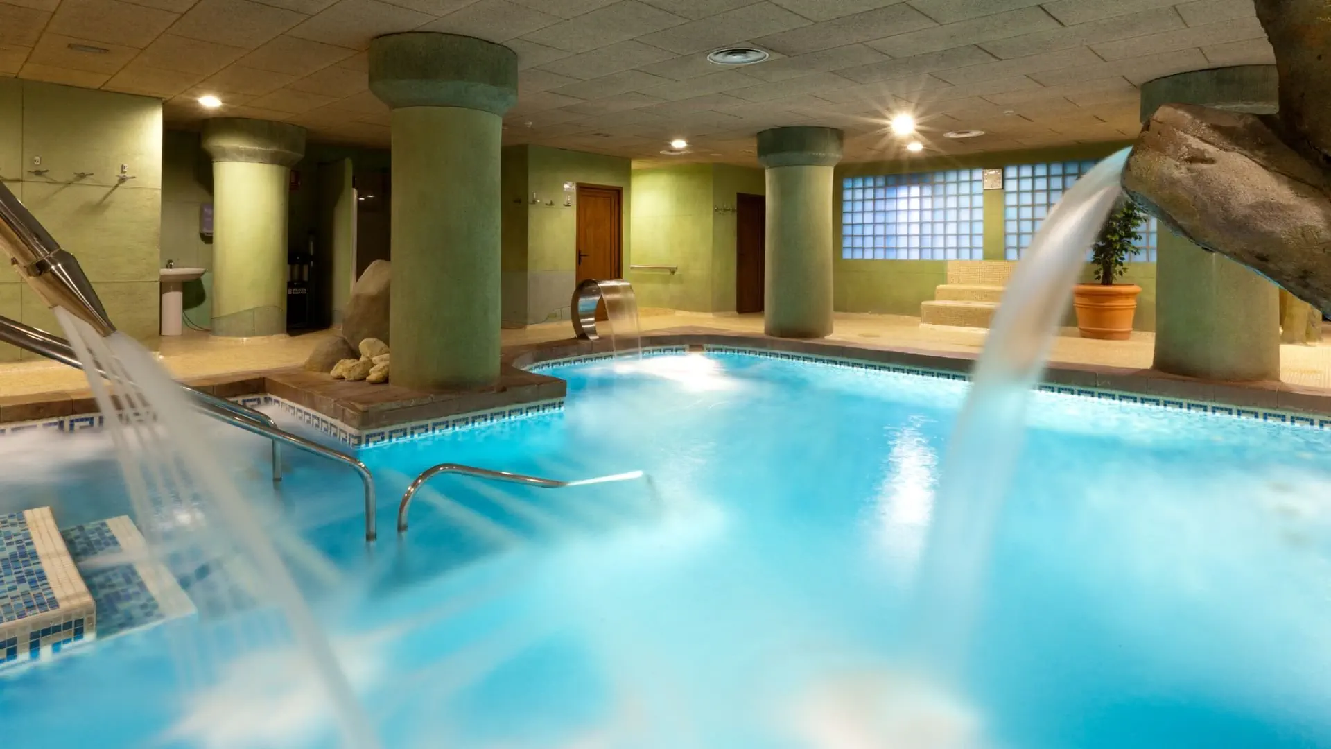 Senator Granada Spa
