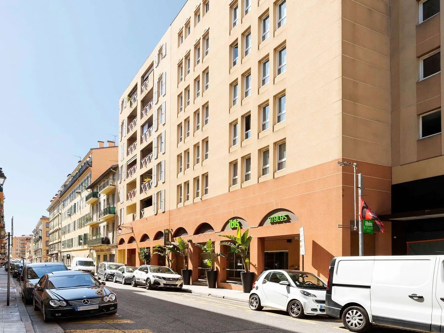 Ibis Styles Nice Vieux Port - zdjęcie 2