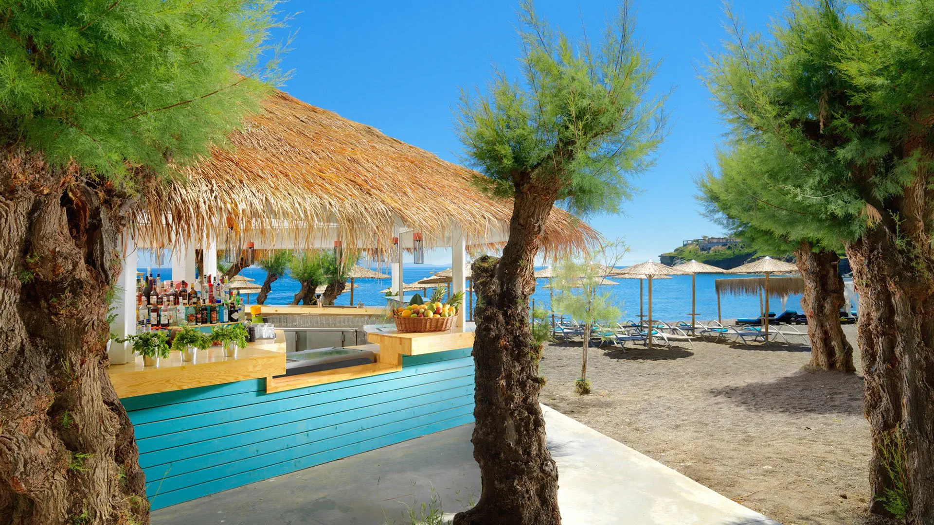 Hotel Out of the Blue Beach Resort
