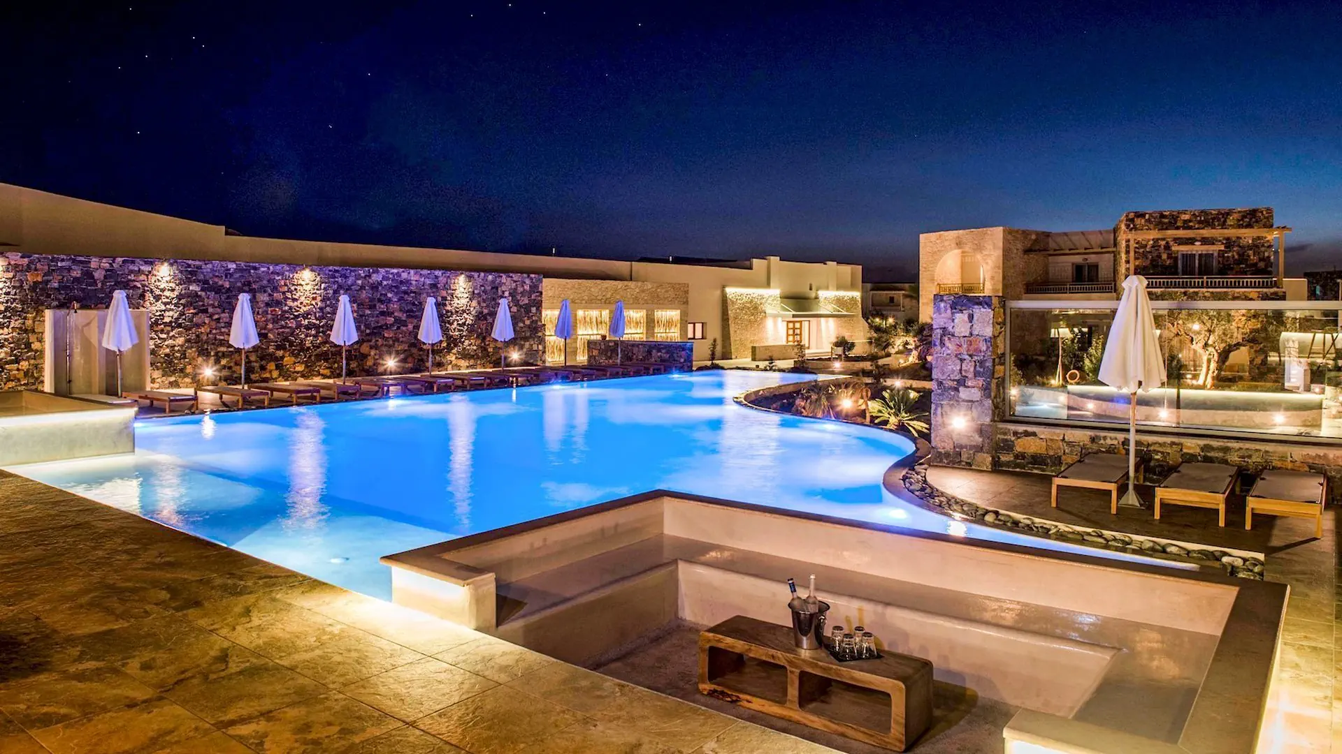 Hotel Ostria Beach Resort & Spa