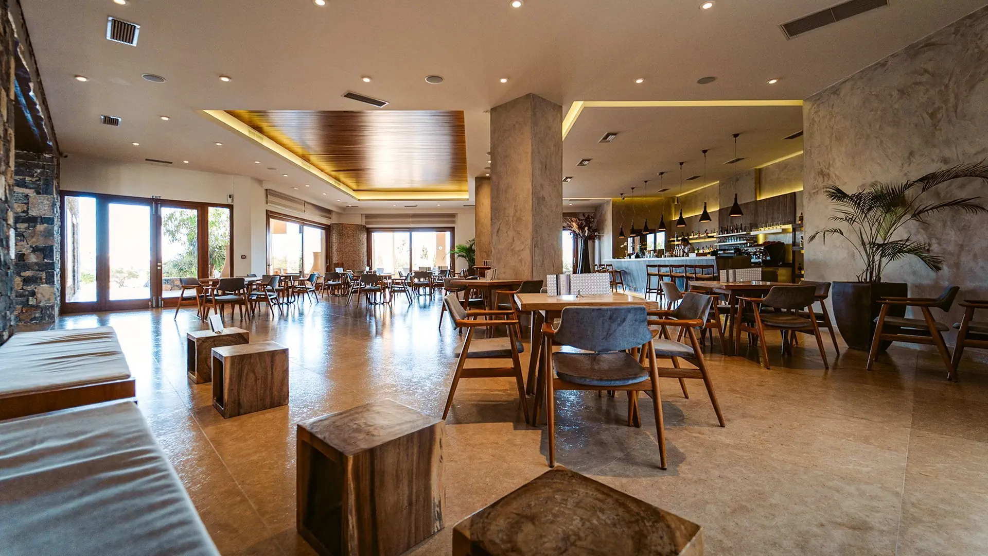 Hotel Ostria Beach Resort & Spa