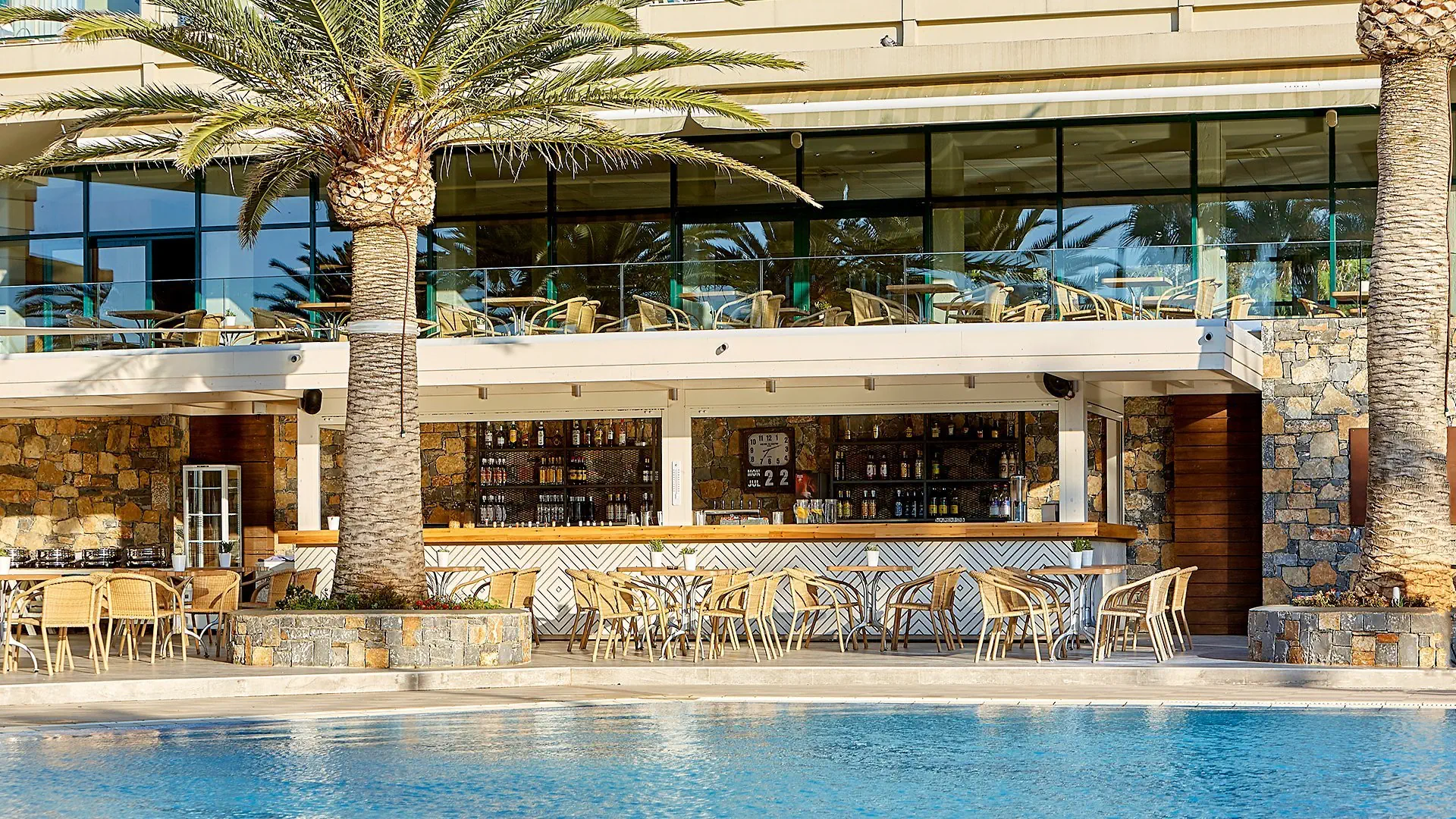 Hotel Sirens Beach