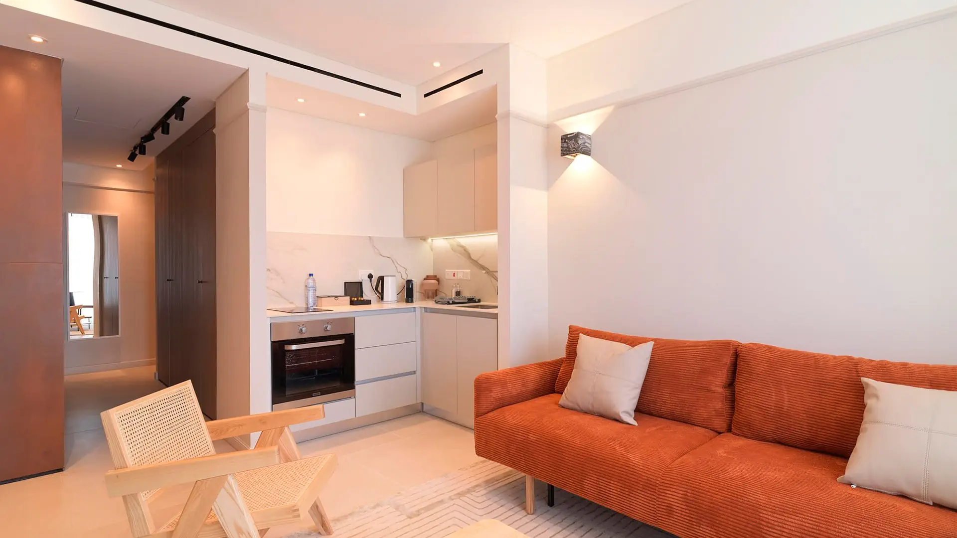 LIV Mackenzie Beach Suites - zdjęcie 10