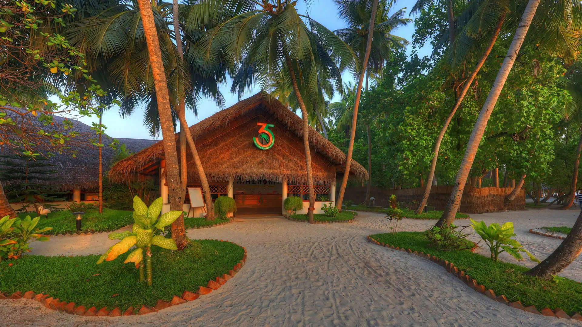 Fihalhohi Island Resort - zdjęcie 20