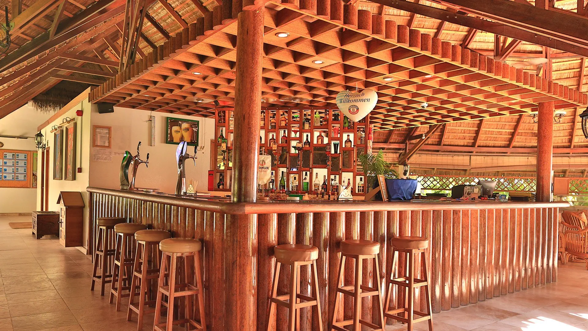 Fihalhohi Island Resort - zdjęcie 38