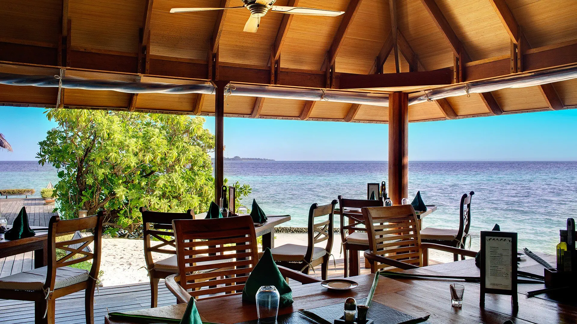 Gangehi Island Resort - zdjęcie 33