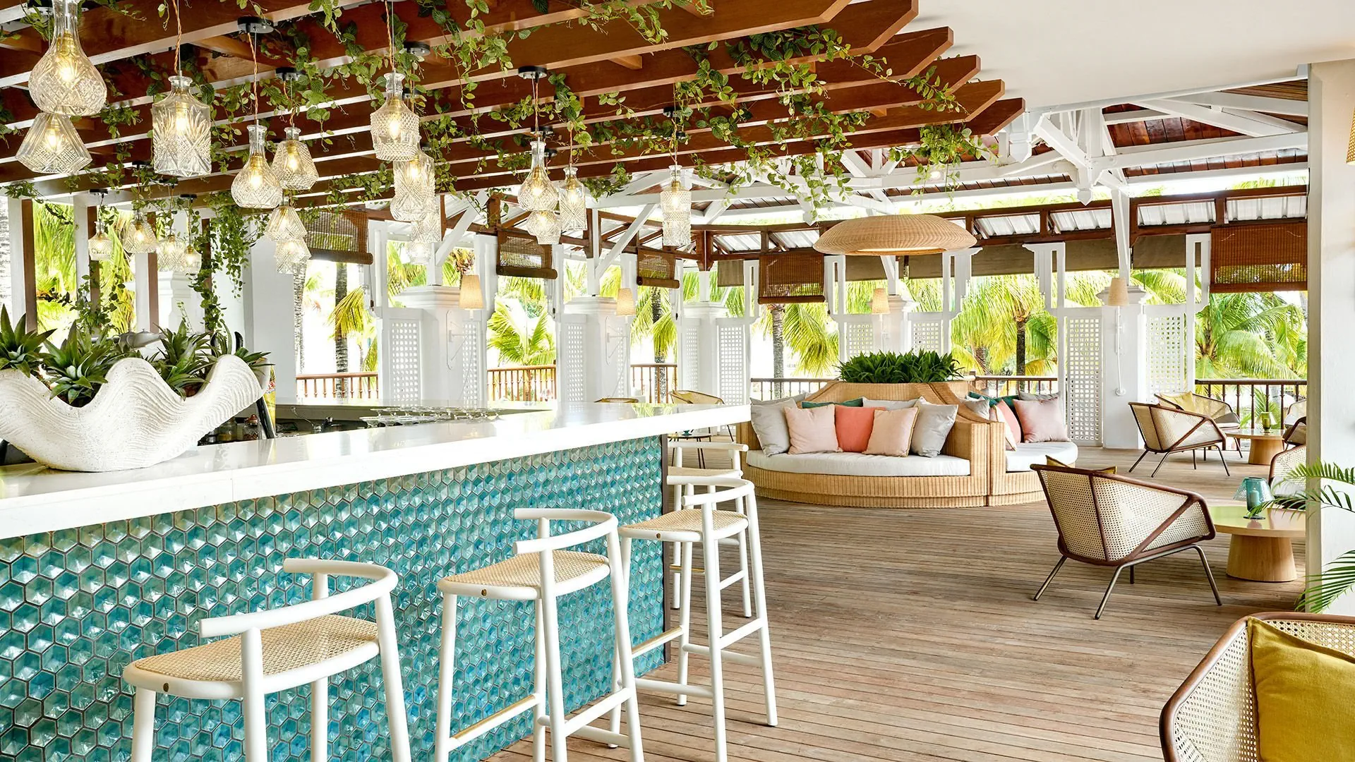 Hotel Paradise Cove Boutique