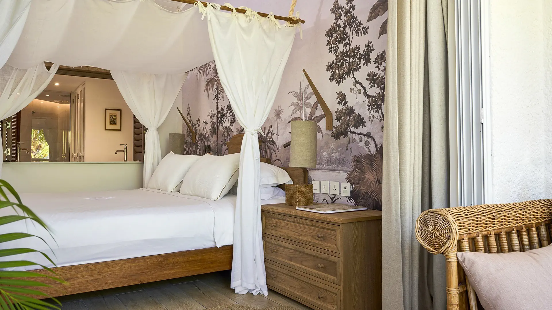 Hotel Paradise Cove Boutique