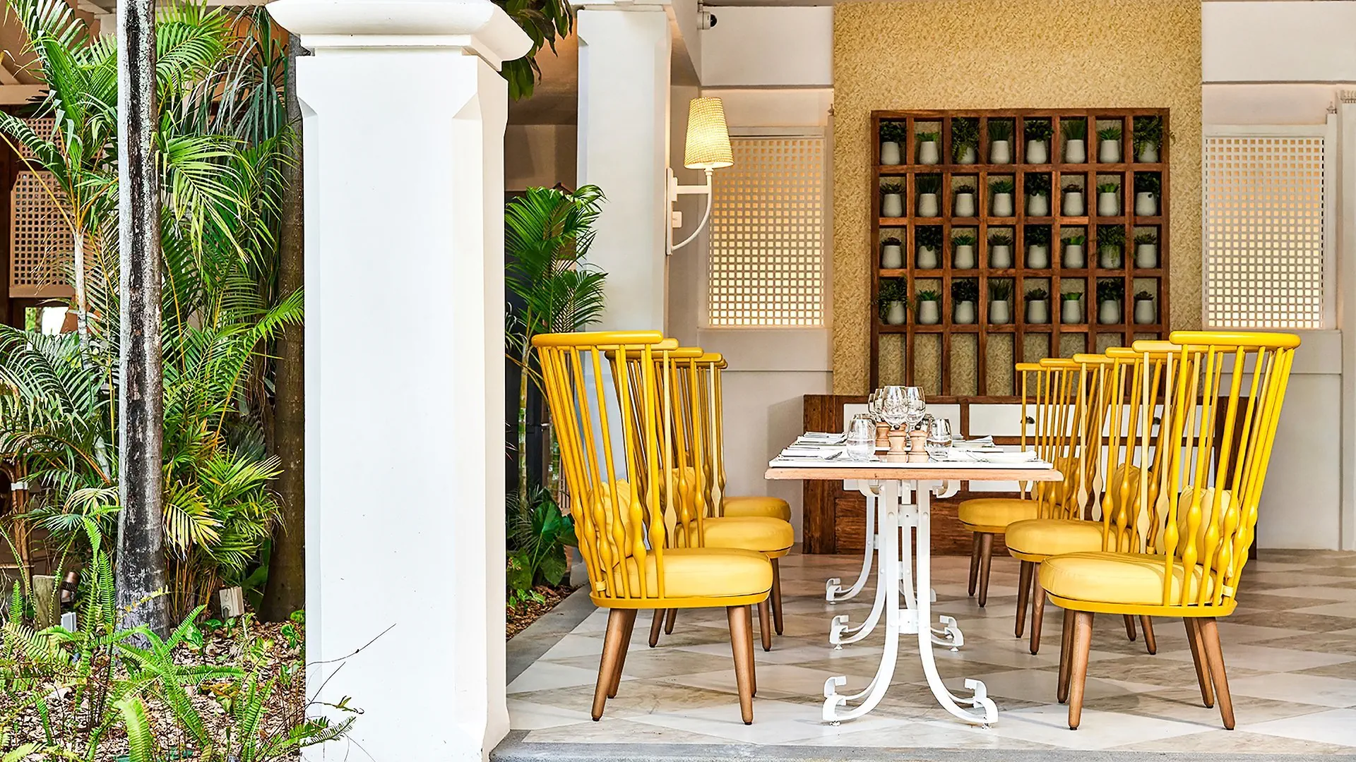 Hotel Paradise Cove Boutique
