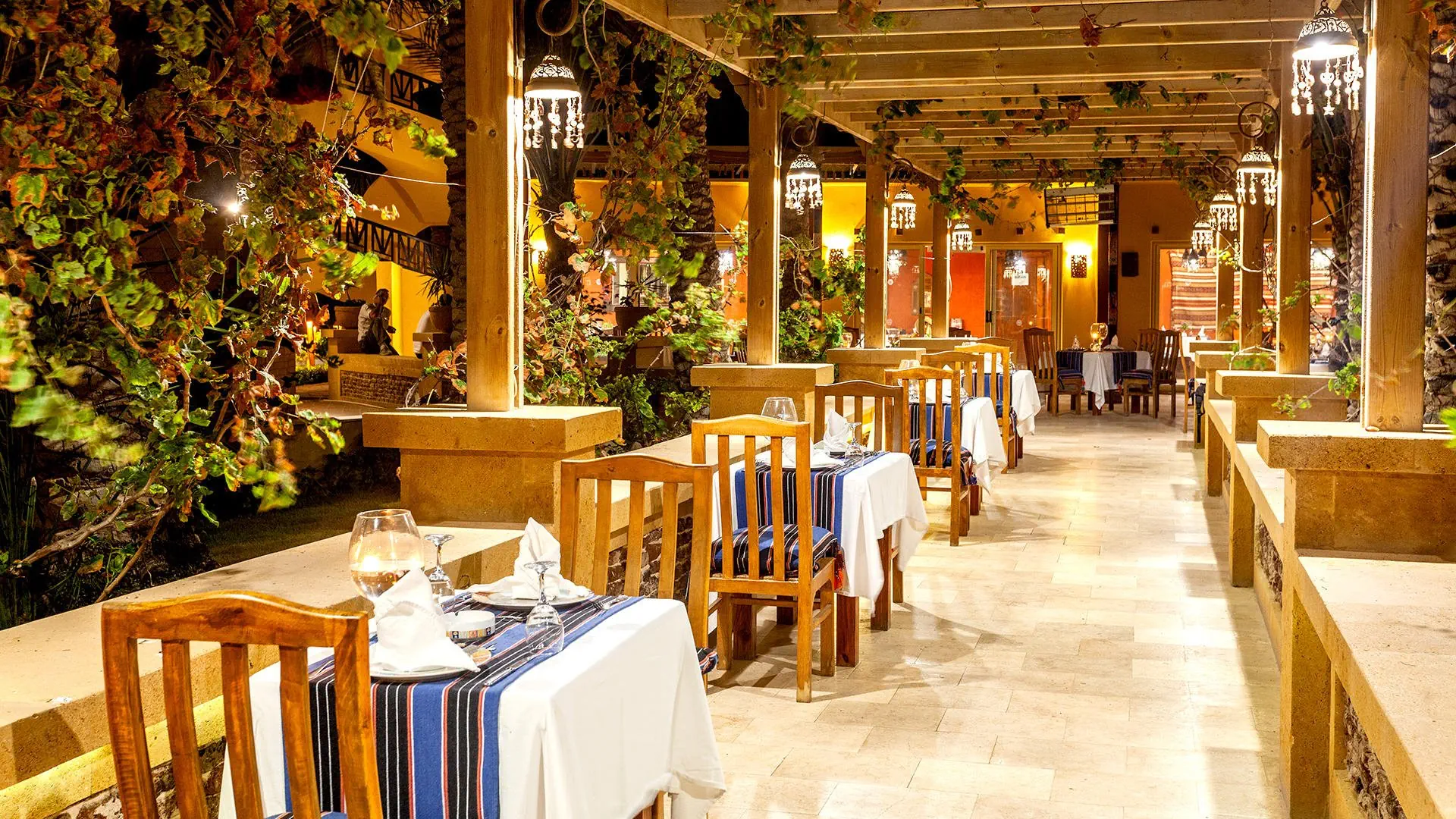 Hotel Carols Beau Rivage