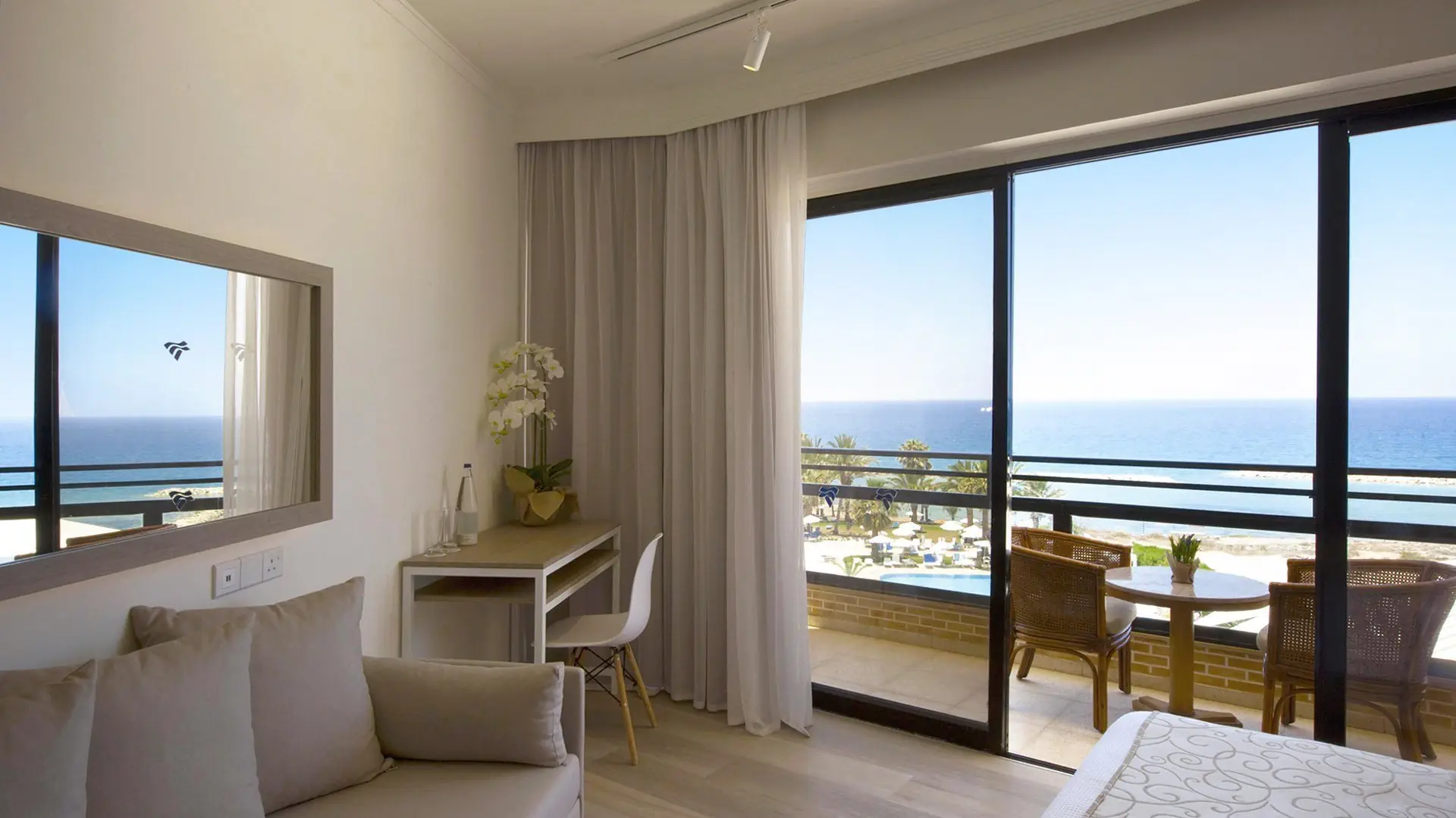 Venus Beach (Paphos) - zdjęcie 10