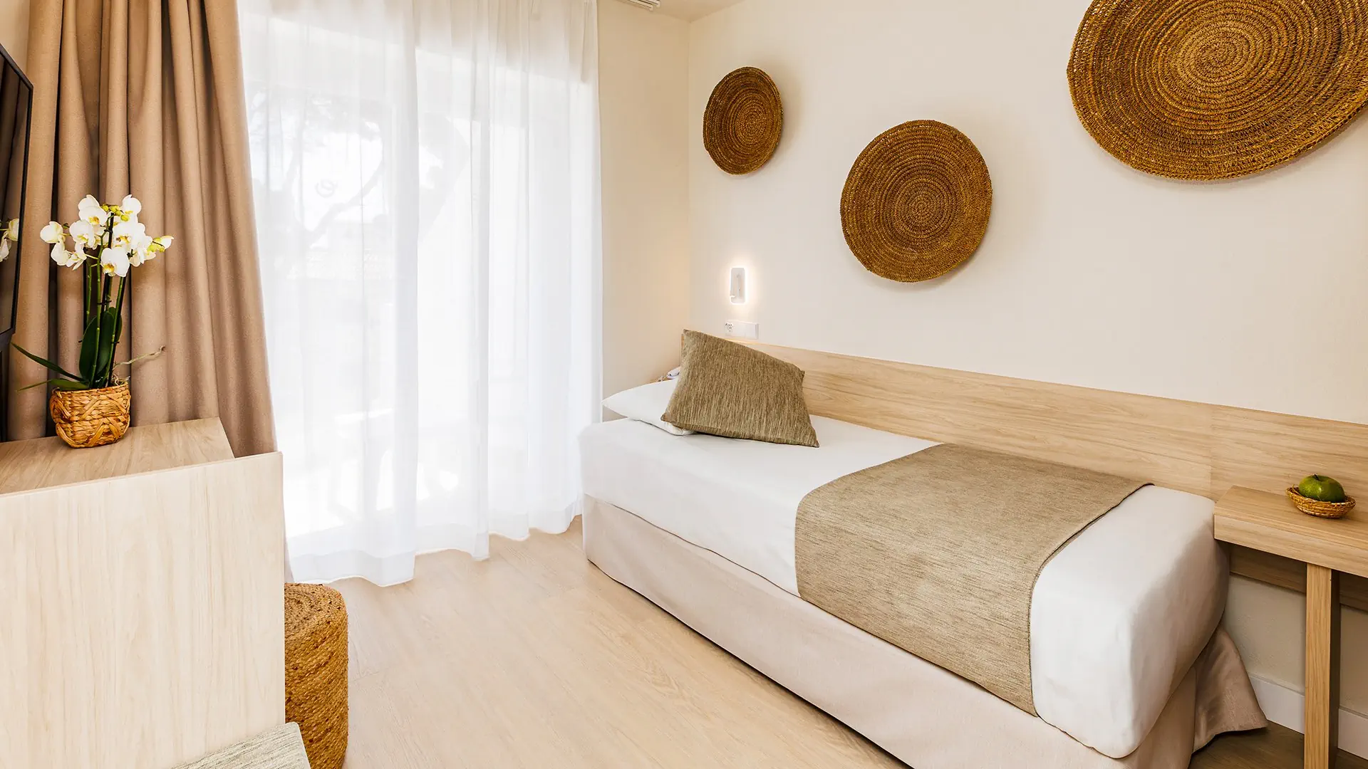 Hotel O7 Alondra