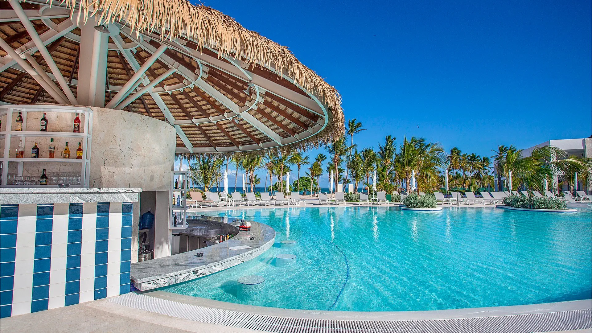 Serenade Beach & Spa Resort - zdjęcie 3
