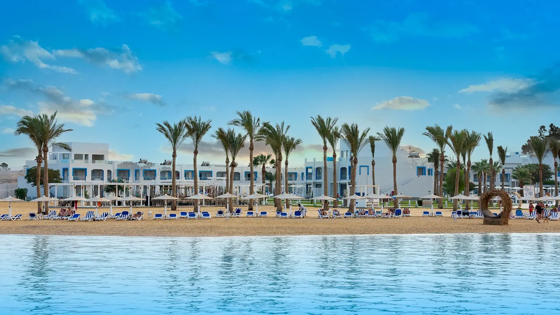 Hotel Casa Blue Luxury Resort