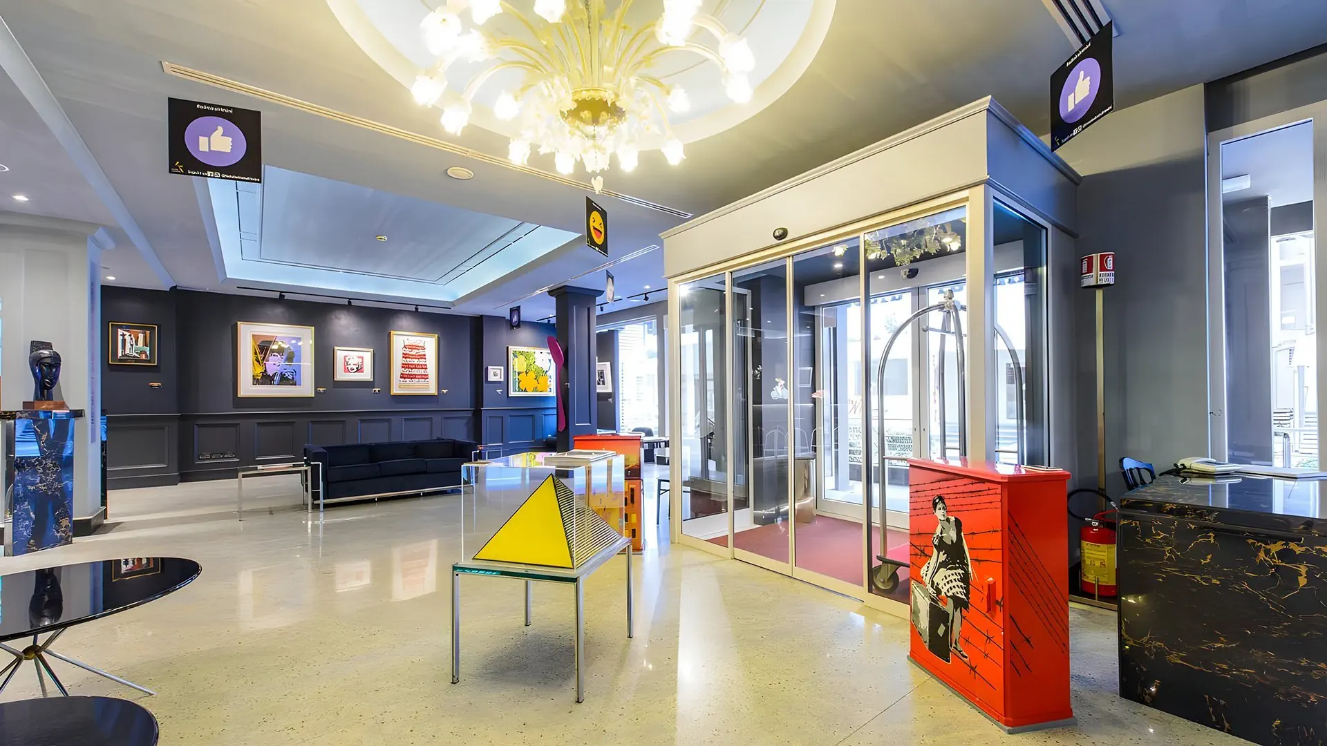 Admiral Art Hotel