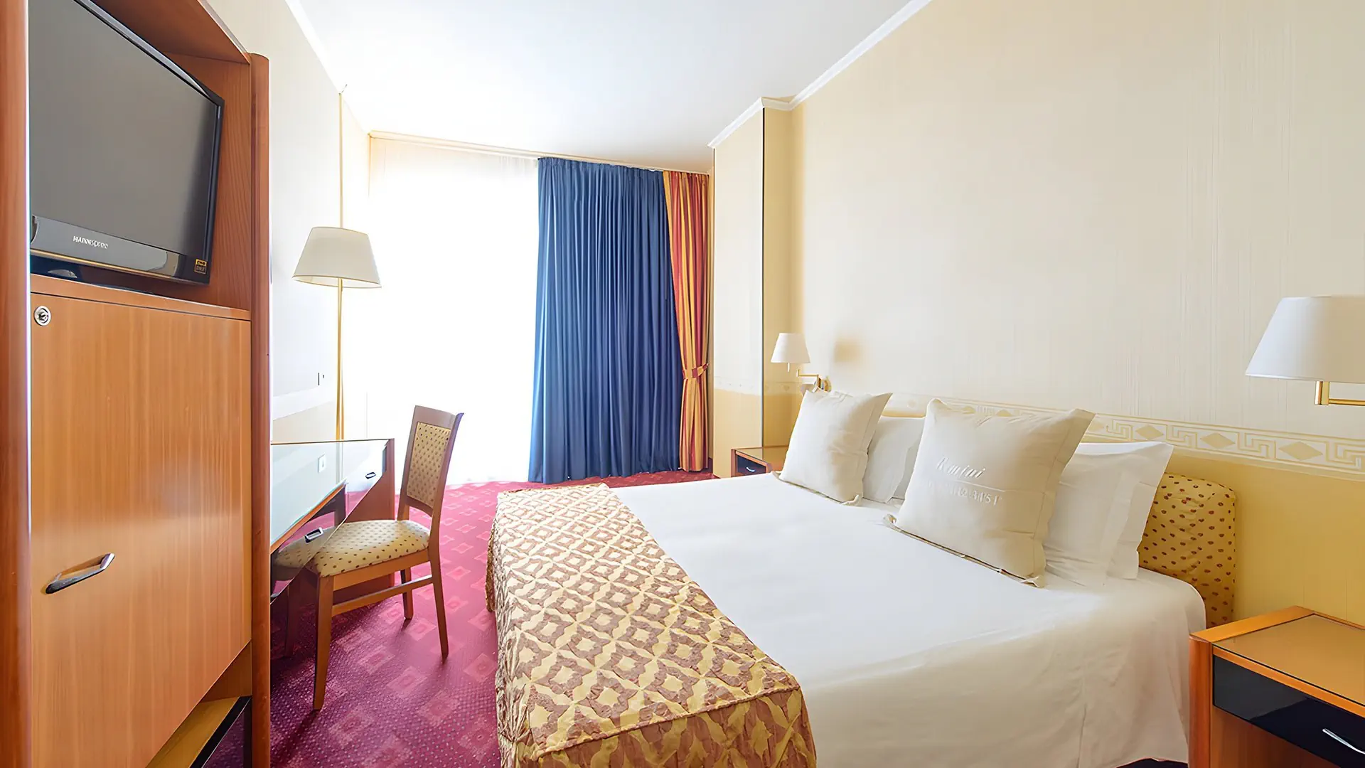 Admiral Art Hotel