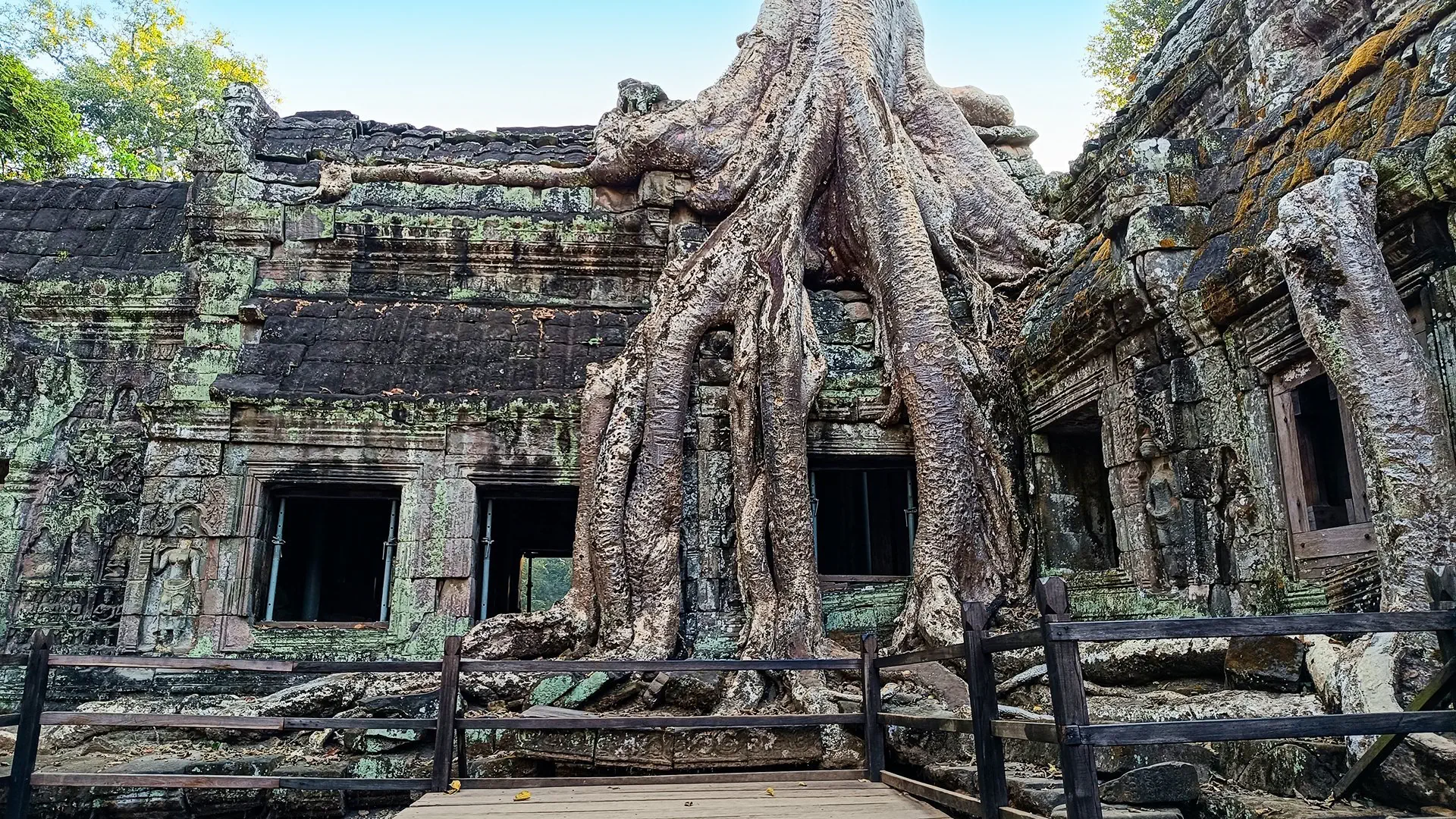 Zabytki Angkoru i Plaże Koh Rong - zdjęcie 18