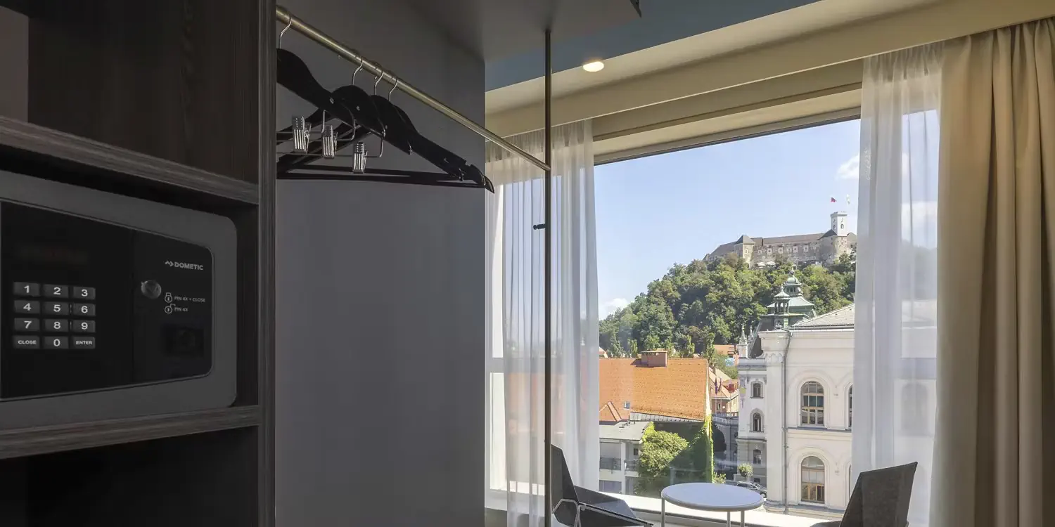 Occidental Ljubljana - zdjęcie 17