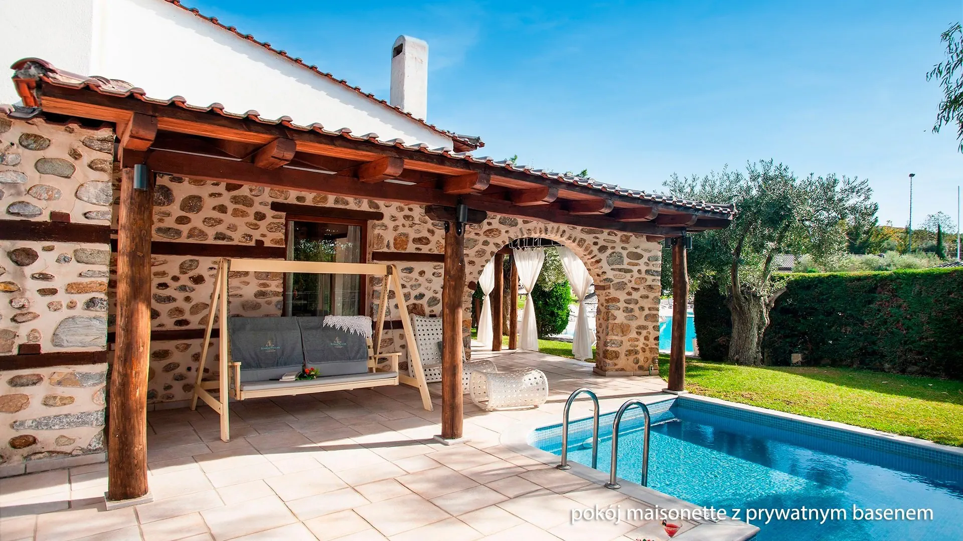 Acrotel Athena Residence