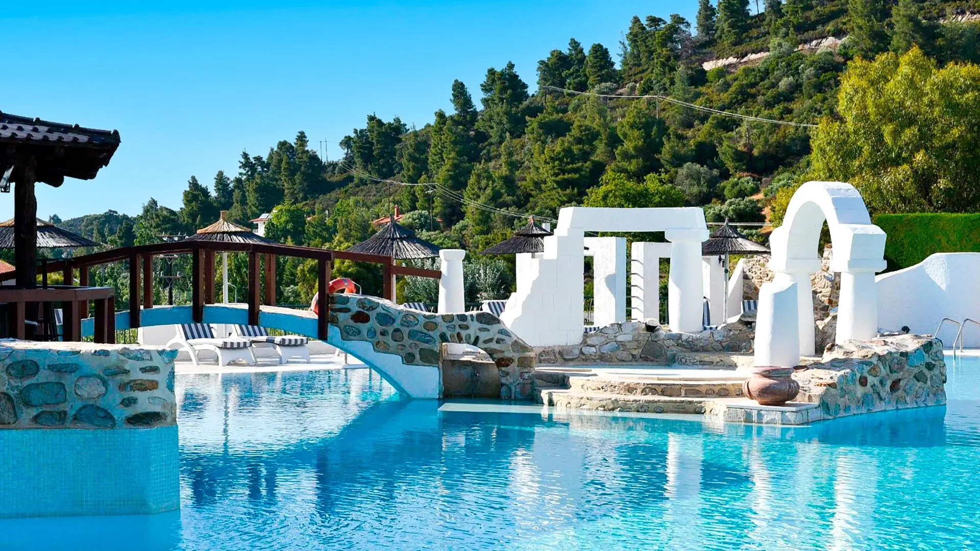 Acrotel Athena Residence
