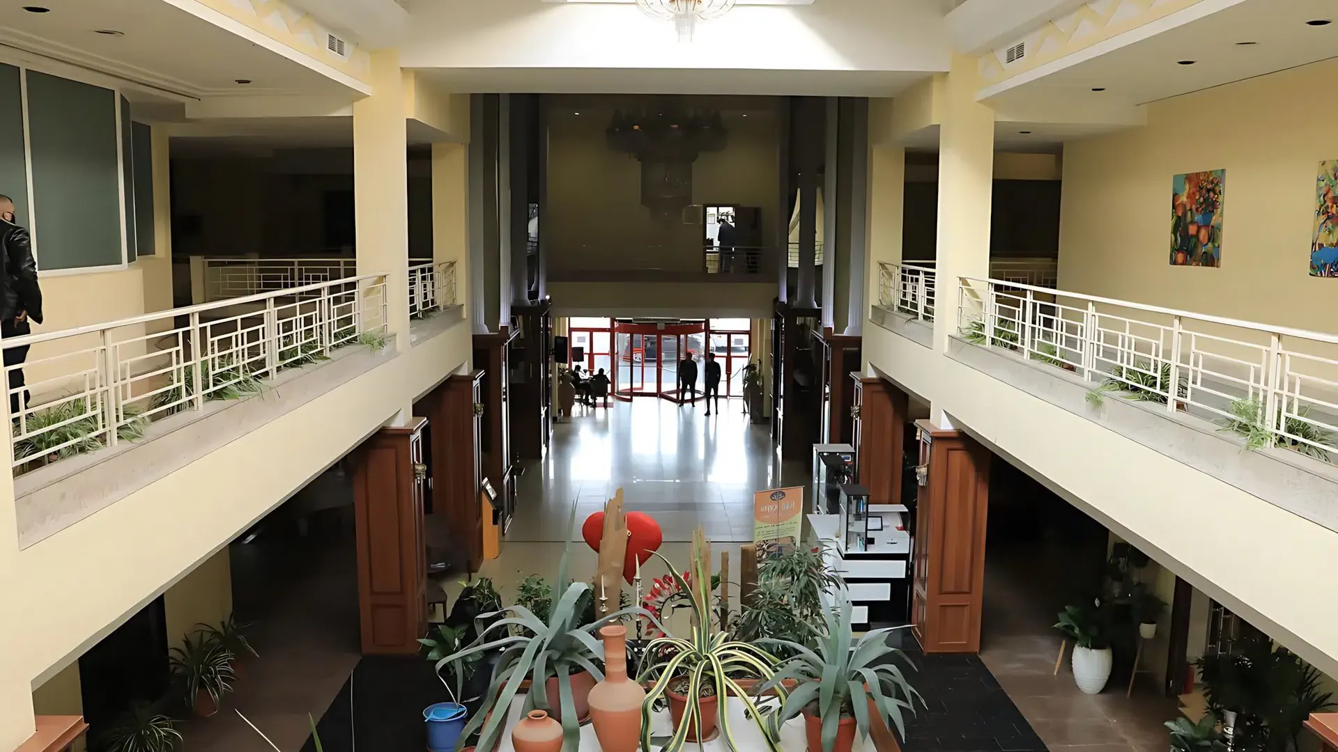 Le Grande Plaza - zdjęcie 5