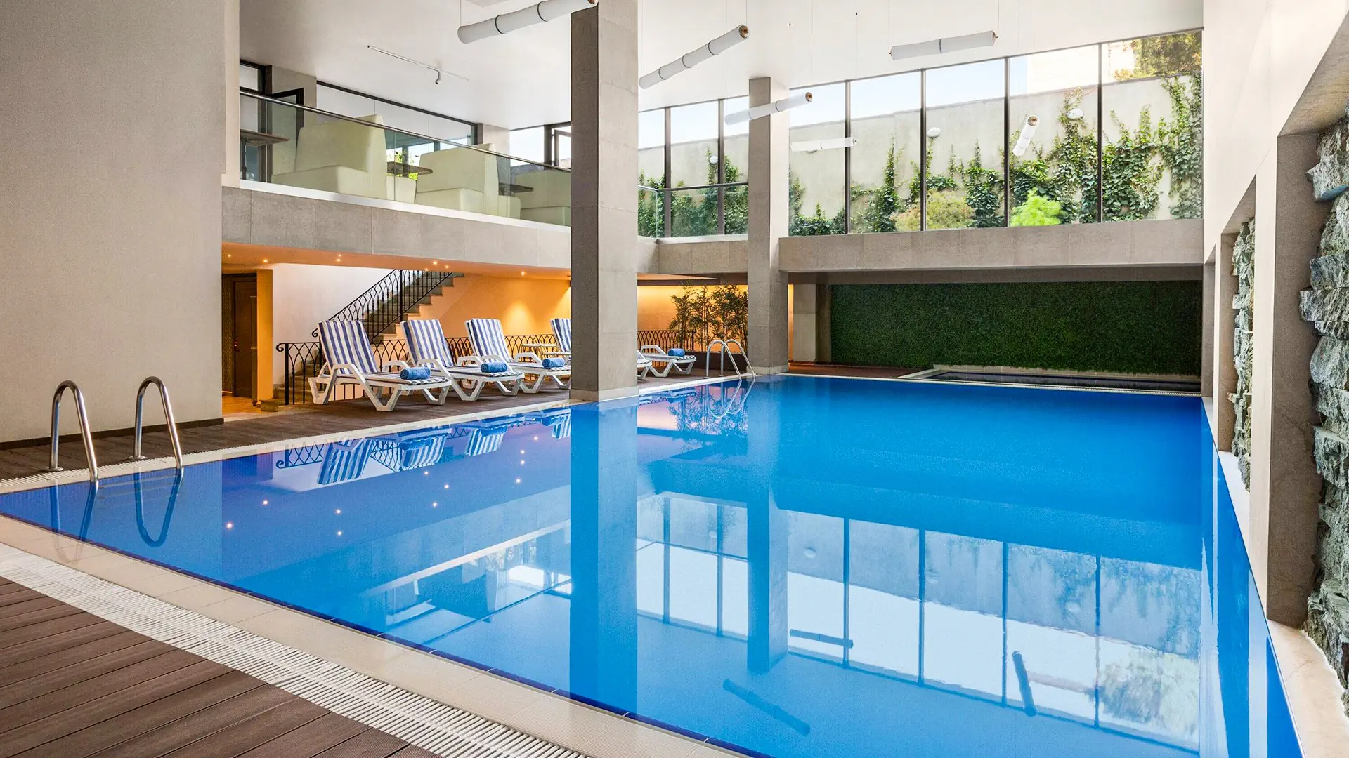 Ramada by Wyndham Tbilisi Old City - zdjęcie 9