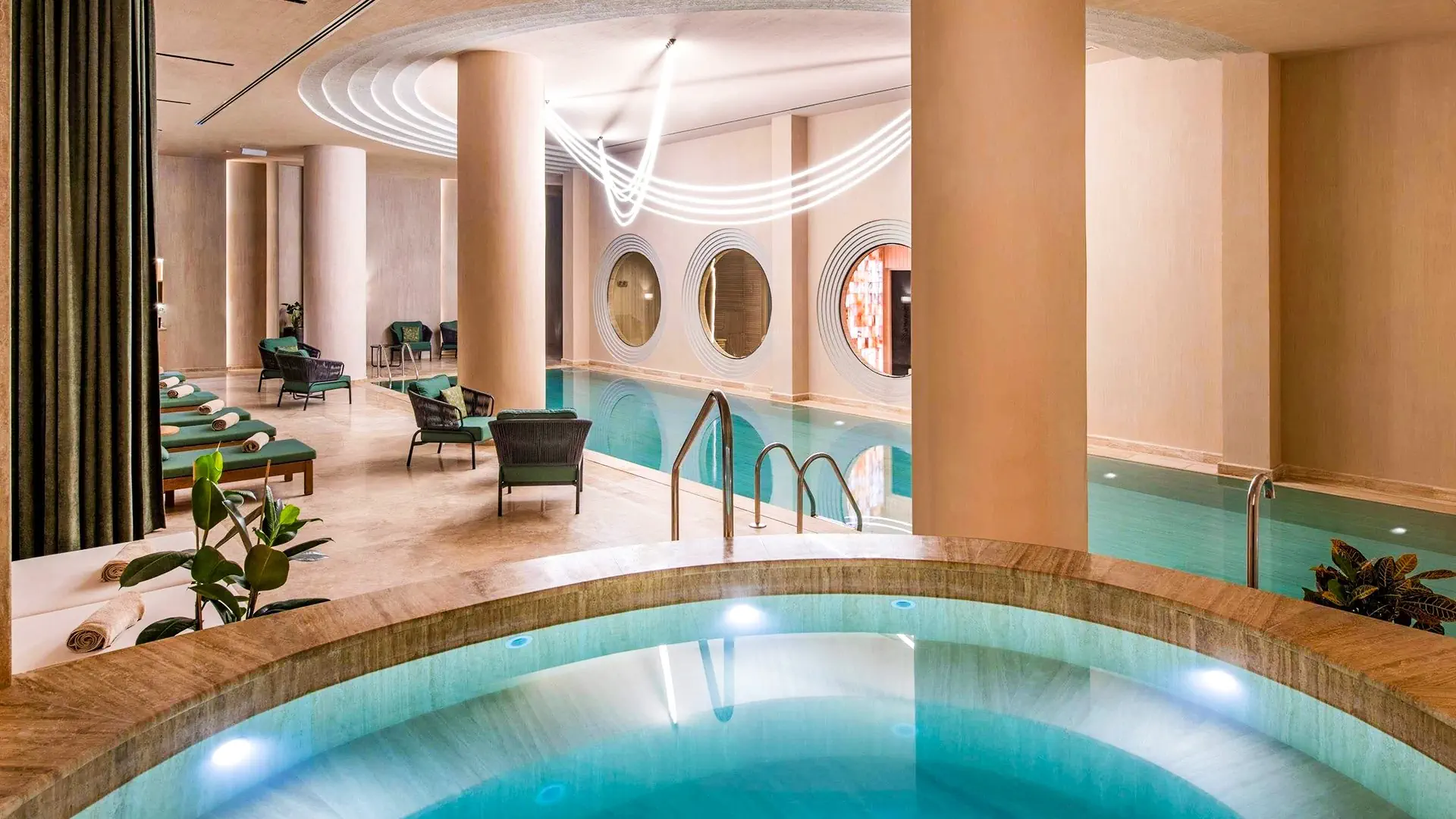 Swissotel Tbilisi - zdjęcie 14