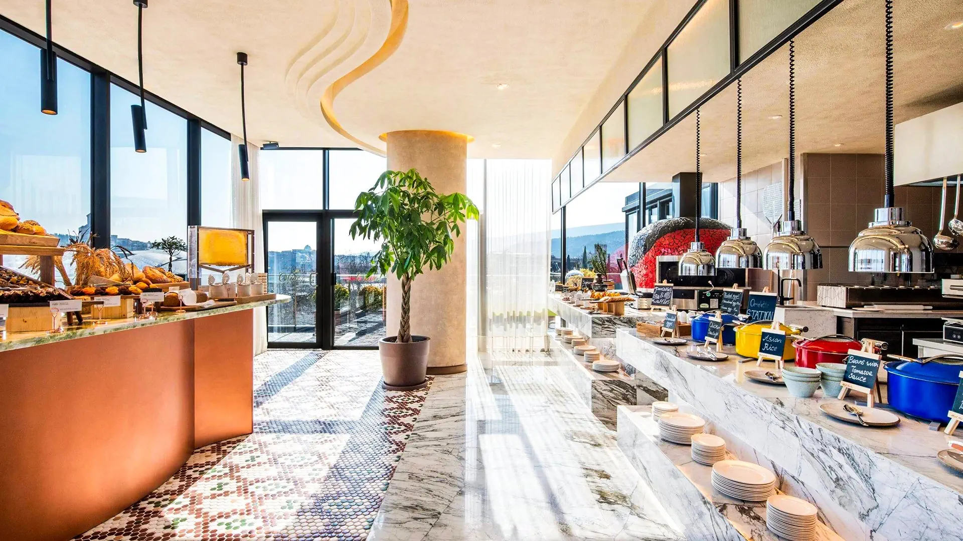 Swissotel Tbilisi - zdjęcie 6