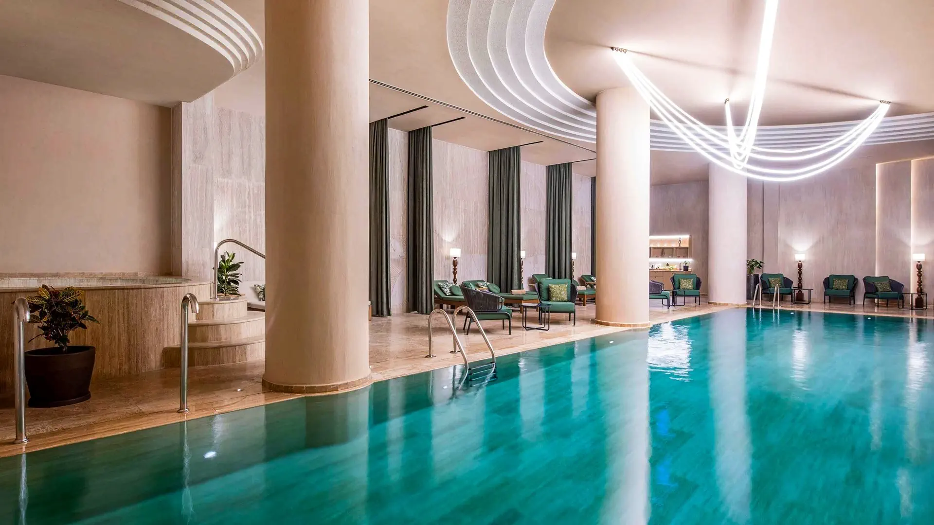 Swissotel Tbilisi - zdjęcie 13