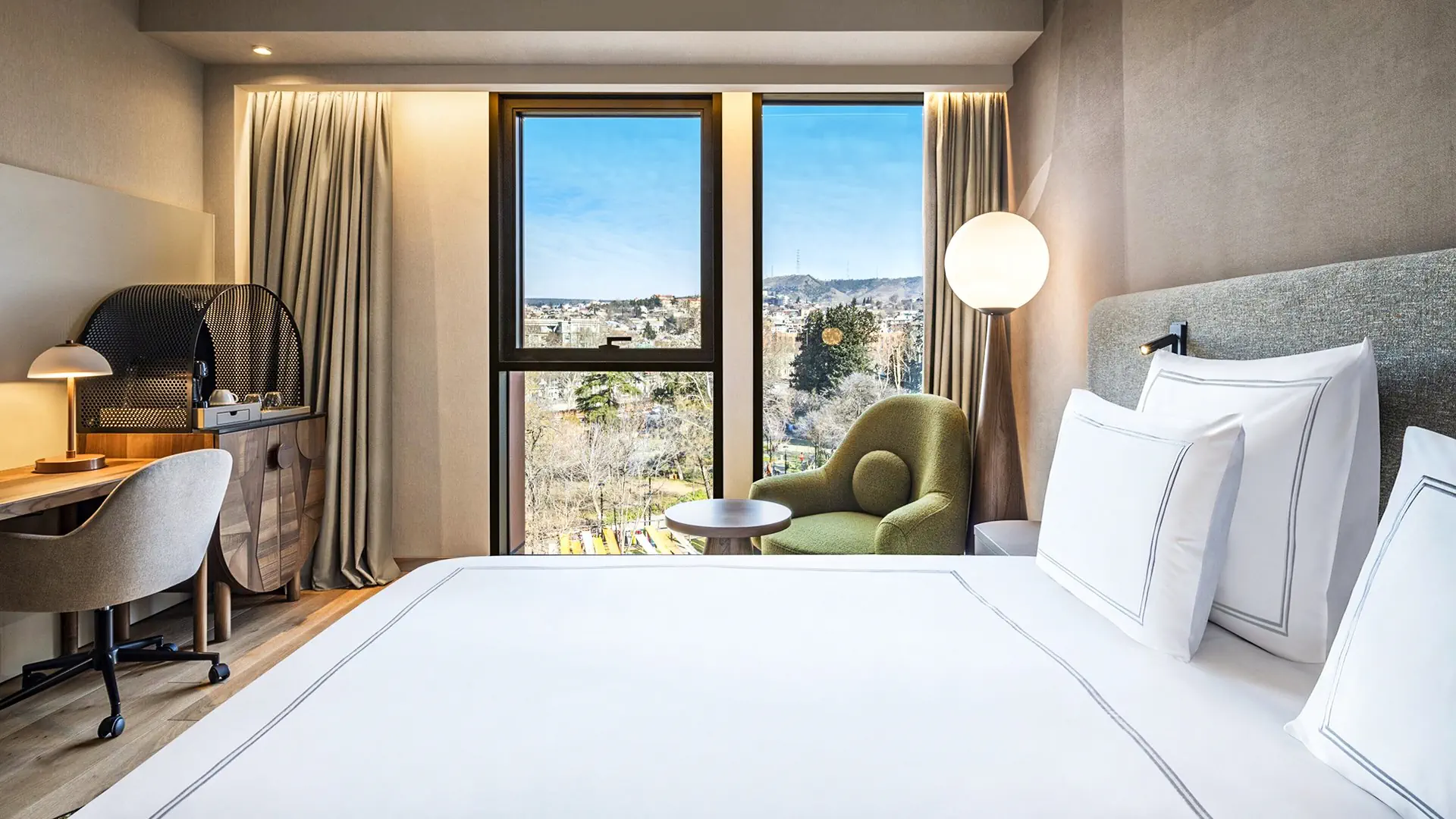 Swissotel Tbilisi - zdjęcie 2