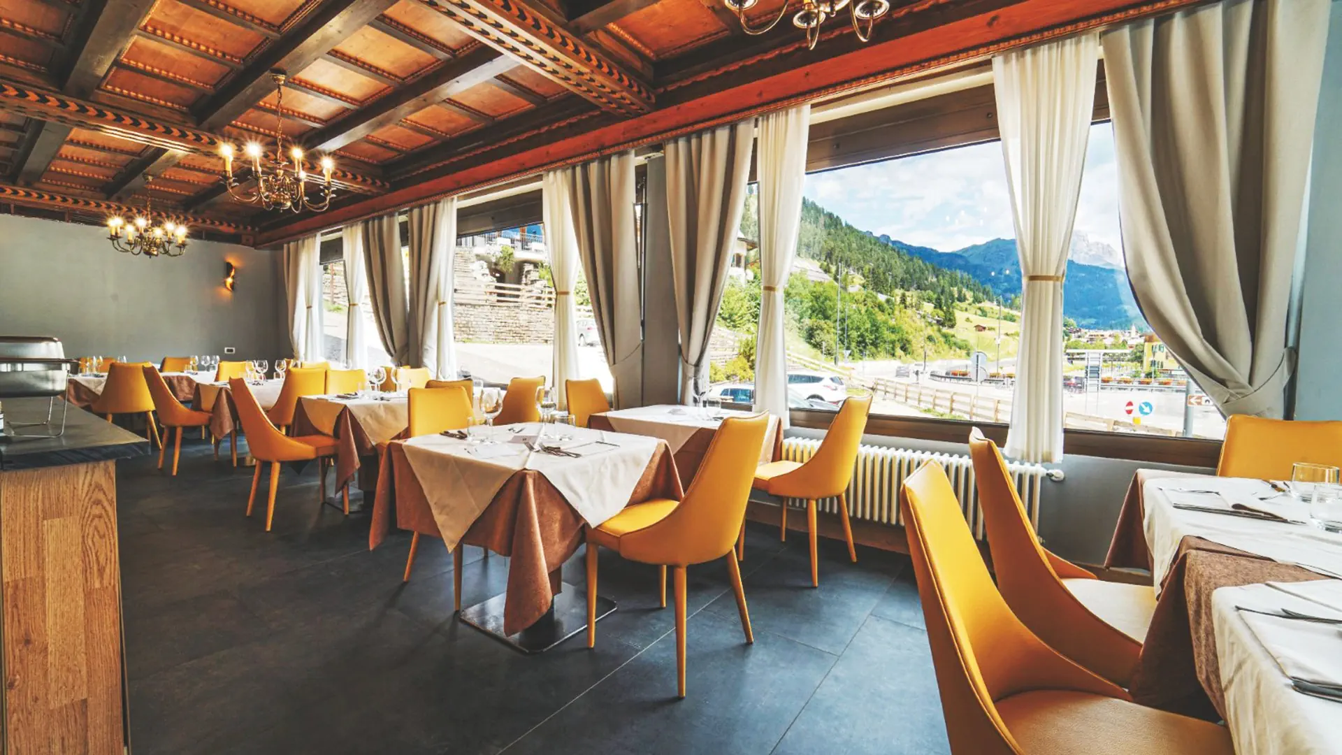 GH Monzoni (Pozza di Fassa)