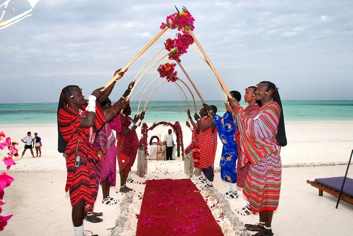 Hotel Bluebay Beach Resort & Spa