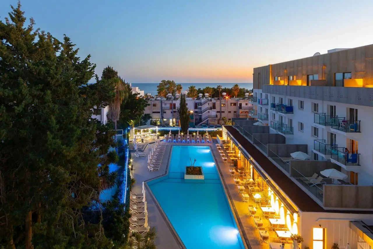 Anemi Hotel and Suites