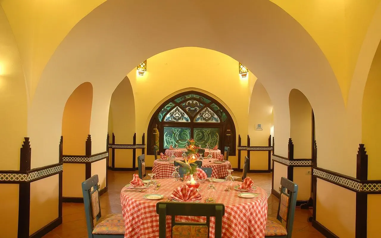 HOTEL Arabella Azur