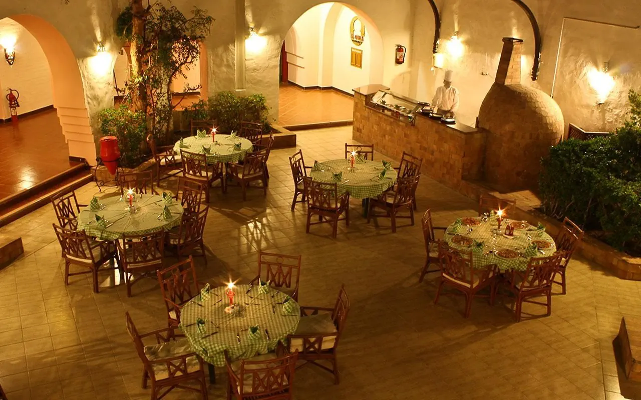 HOTEL Arabella Azur